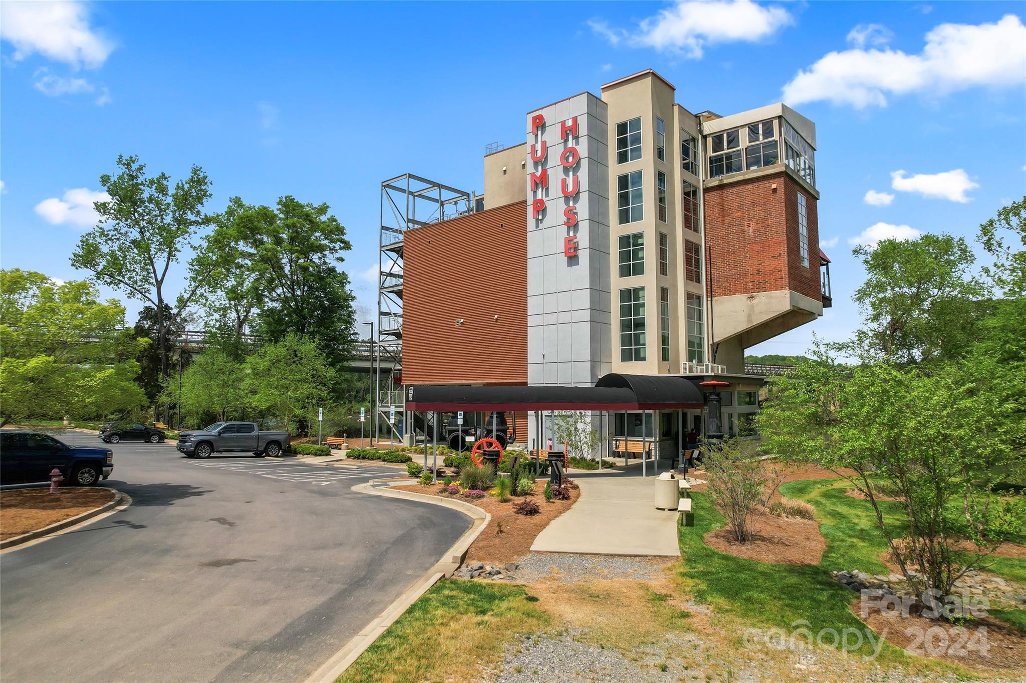 Riverwalk - Residential