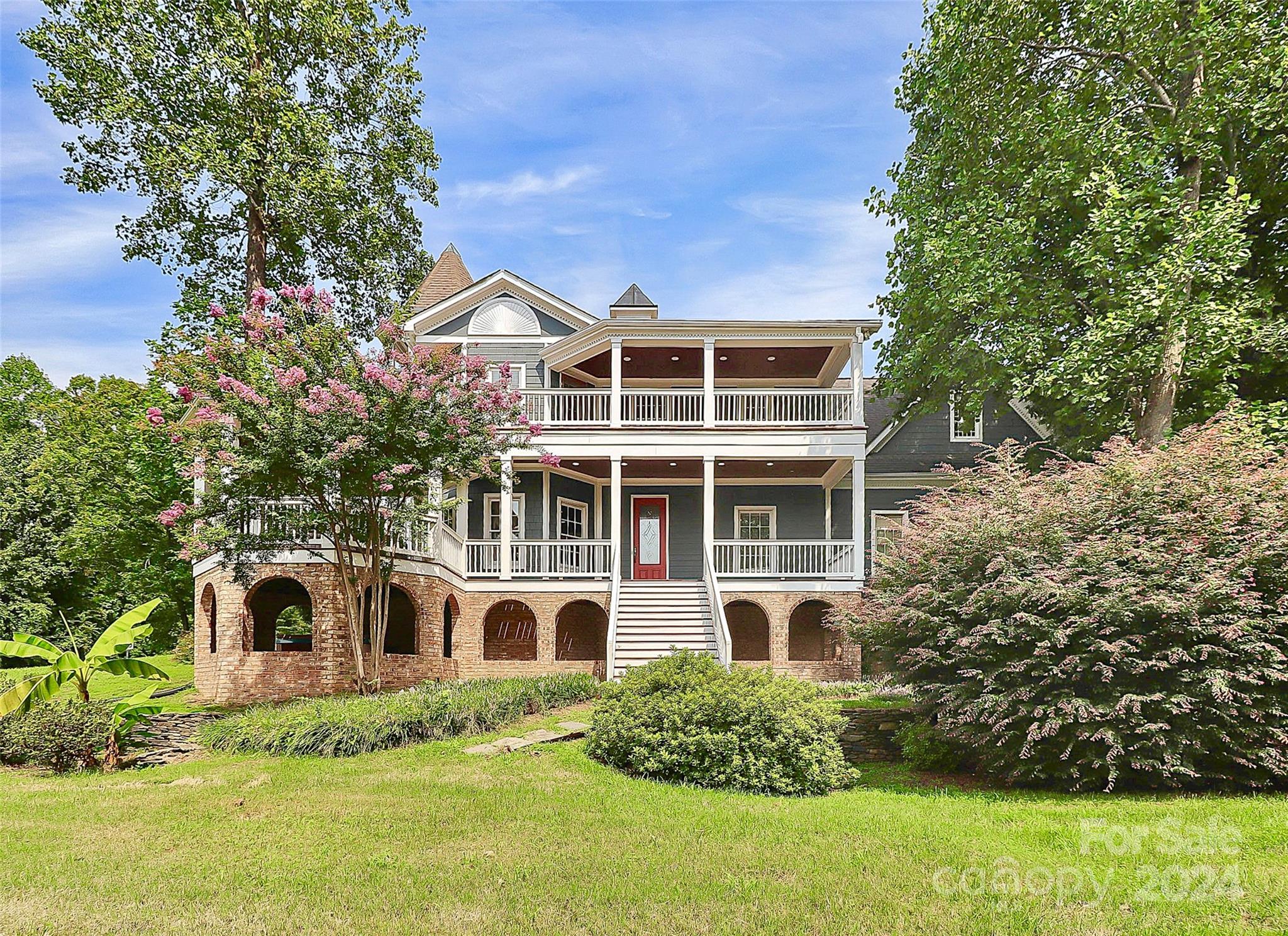 Mt Isle Harbor - Residential