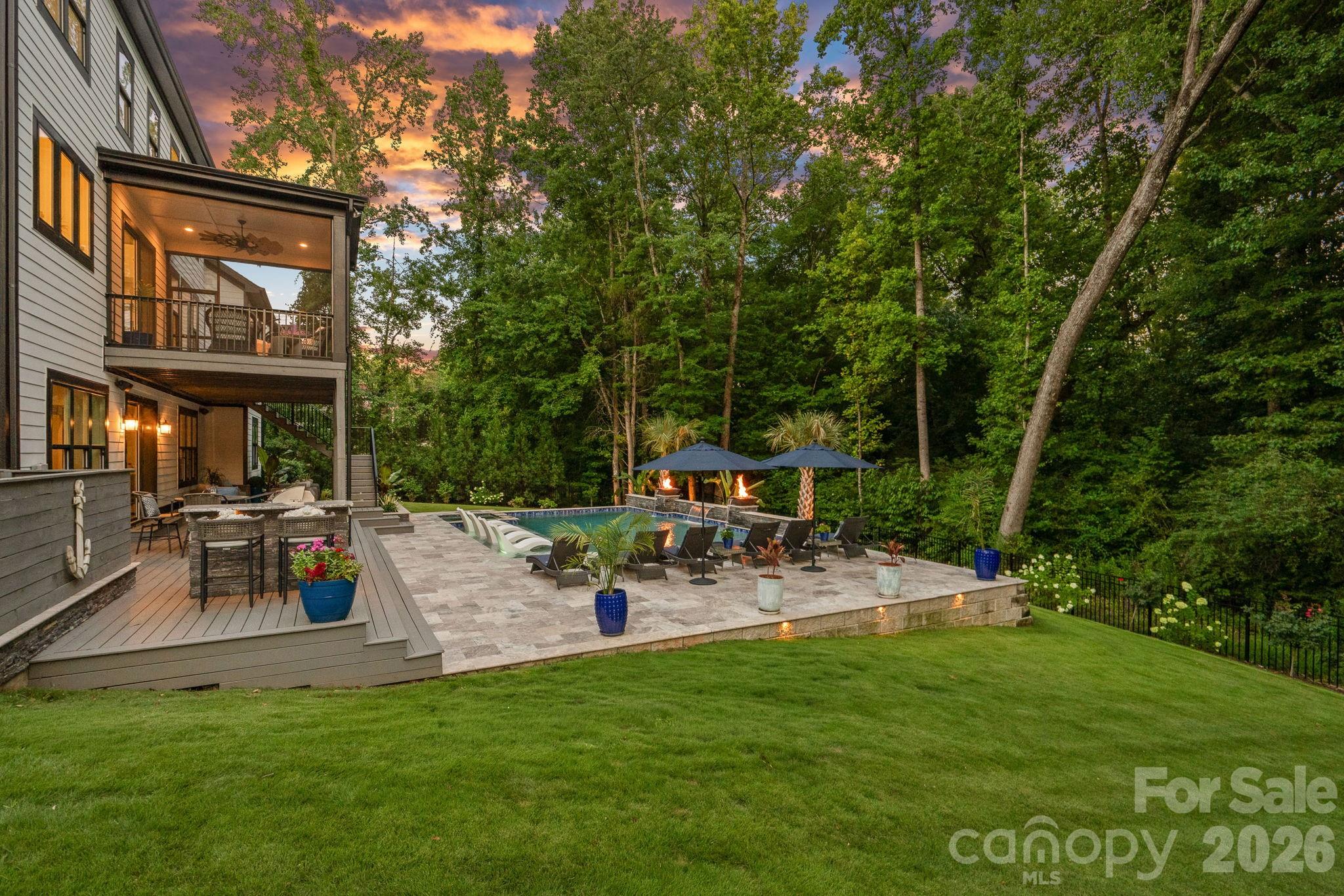 Blackwood Knoll - Residential