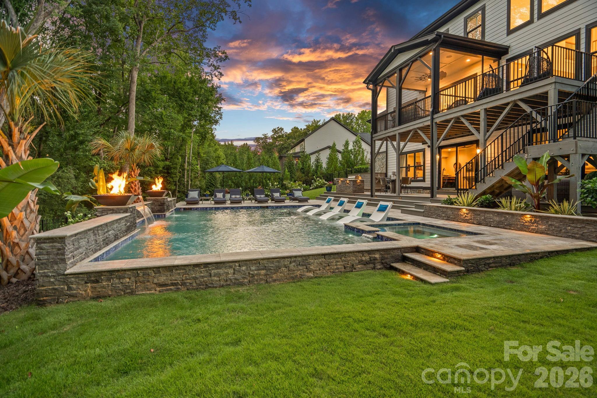 Blackwood Knoll - Residential