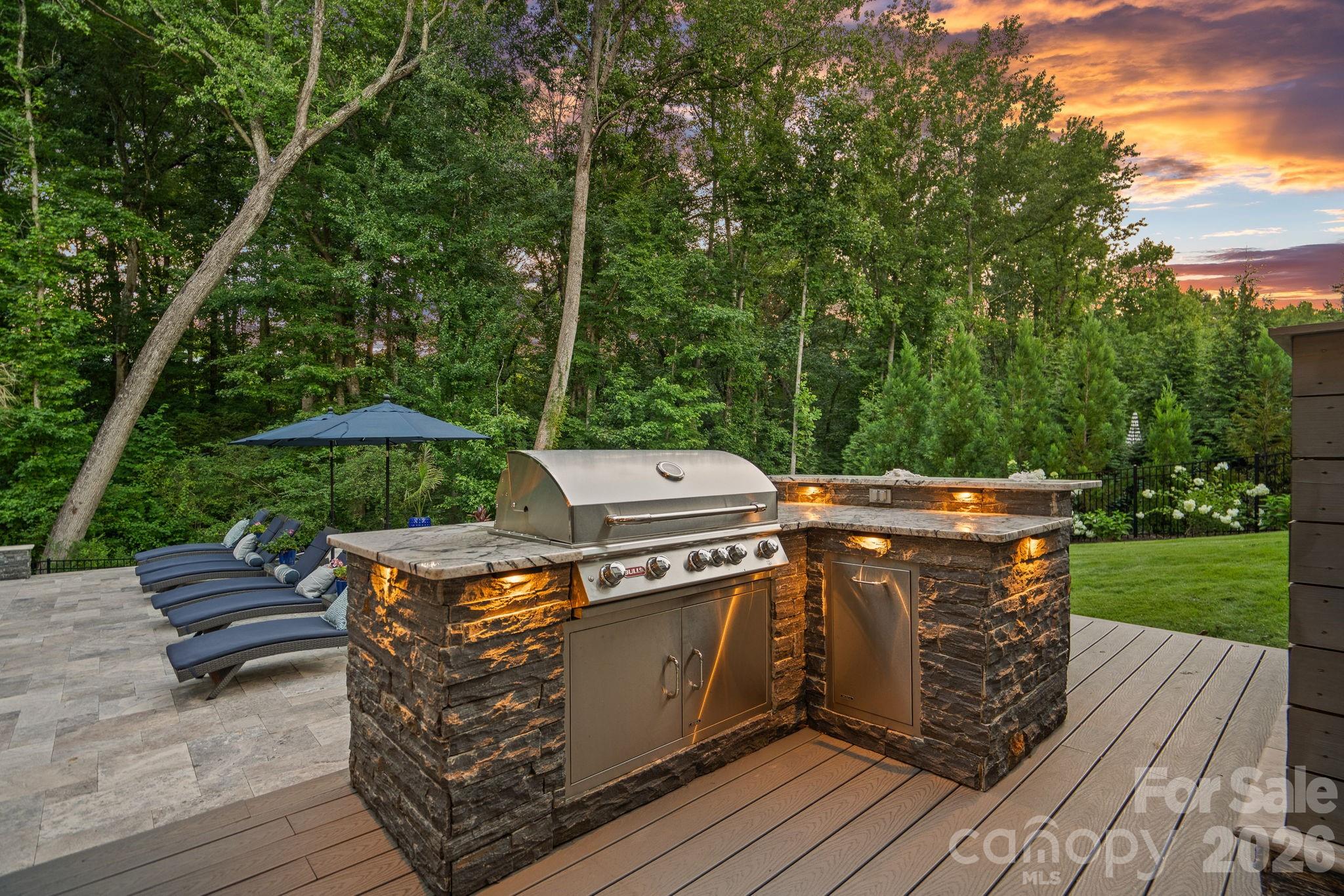 Blackwood Knoll - Residential