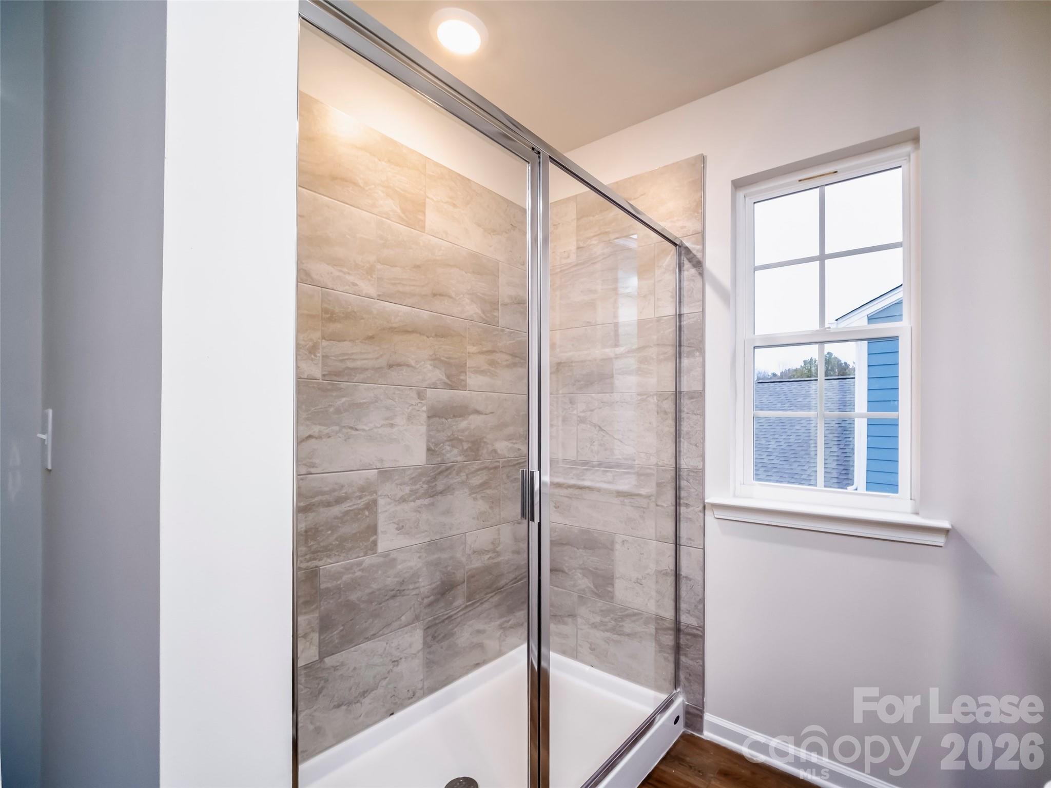 Redhawk - Residential Lease