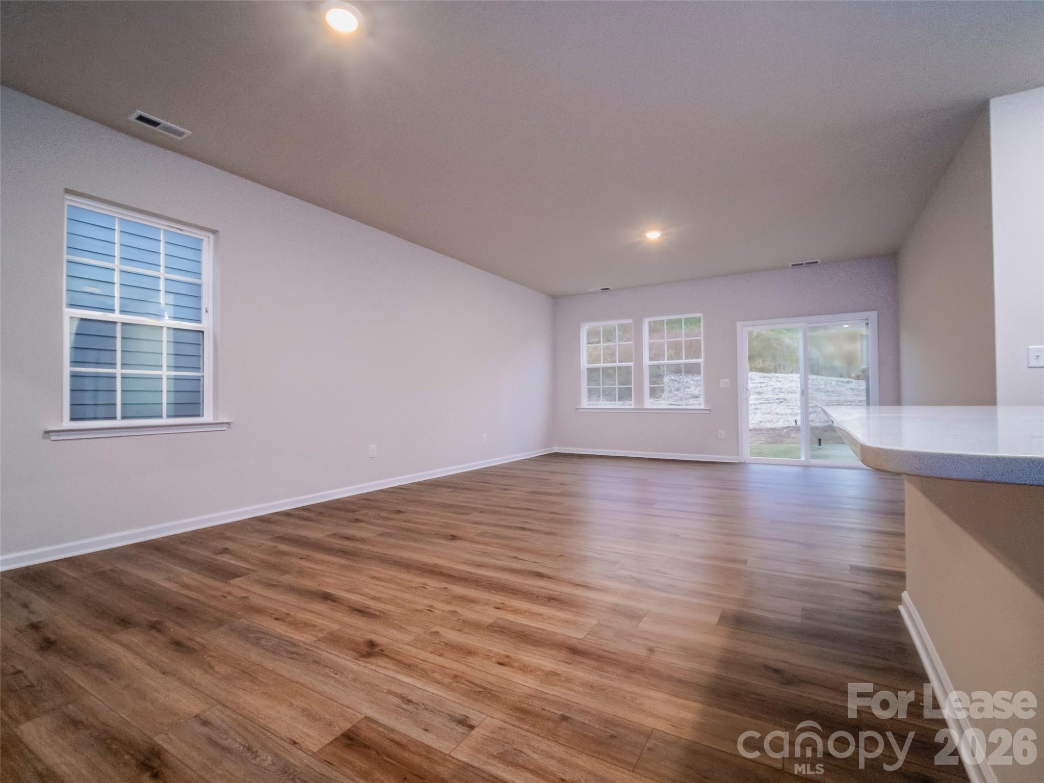 Redhawk - Residential Lease