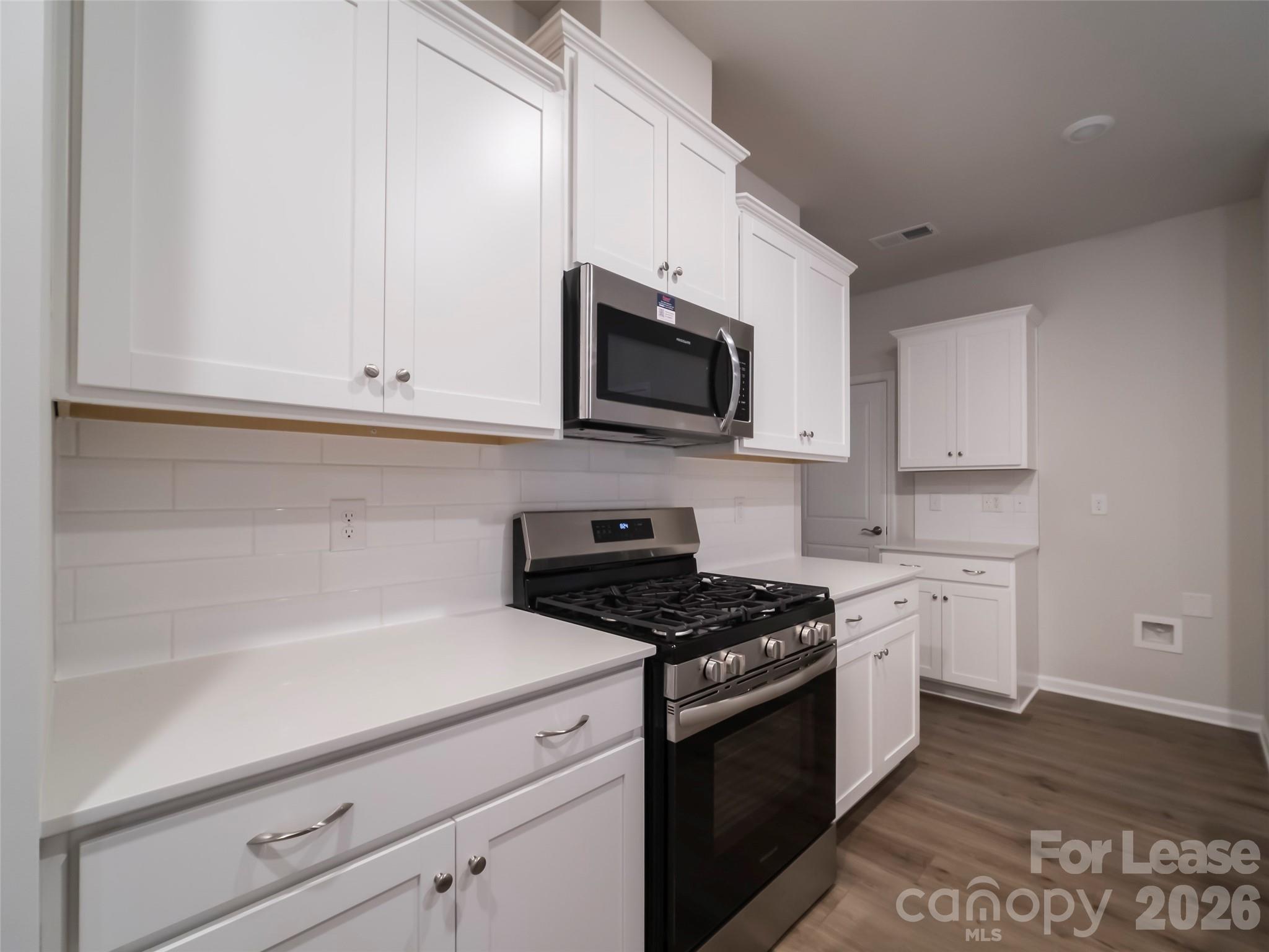 Redhawk - Residential Lease