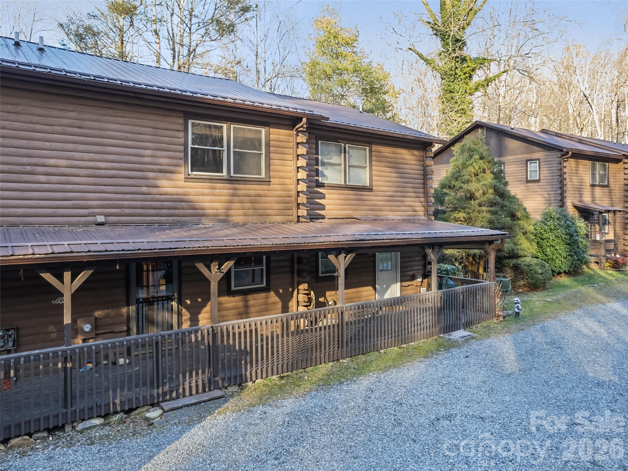 Hemlock Villas - Residential