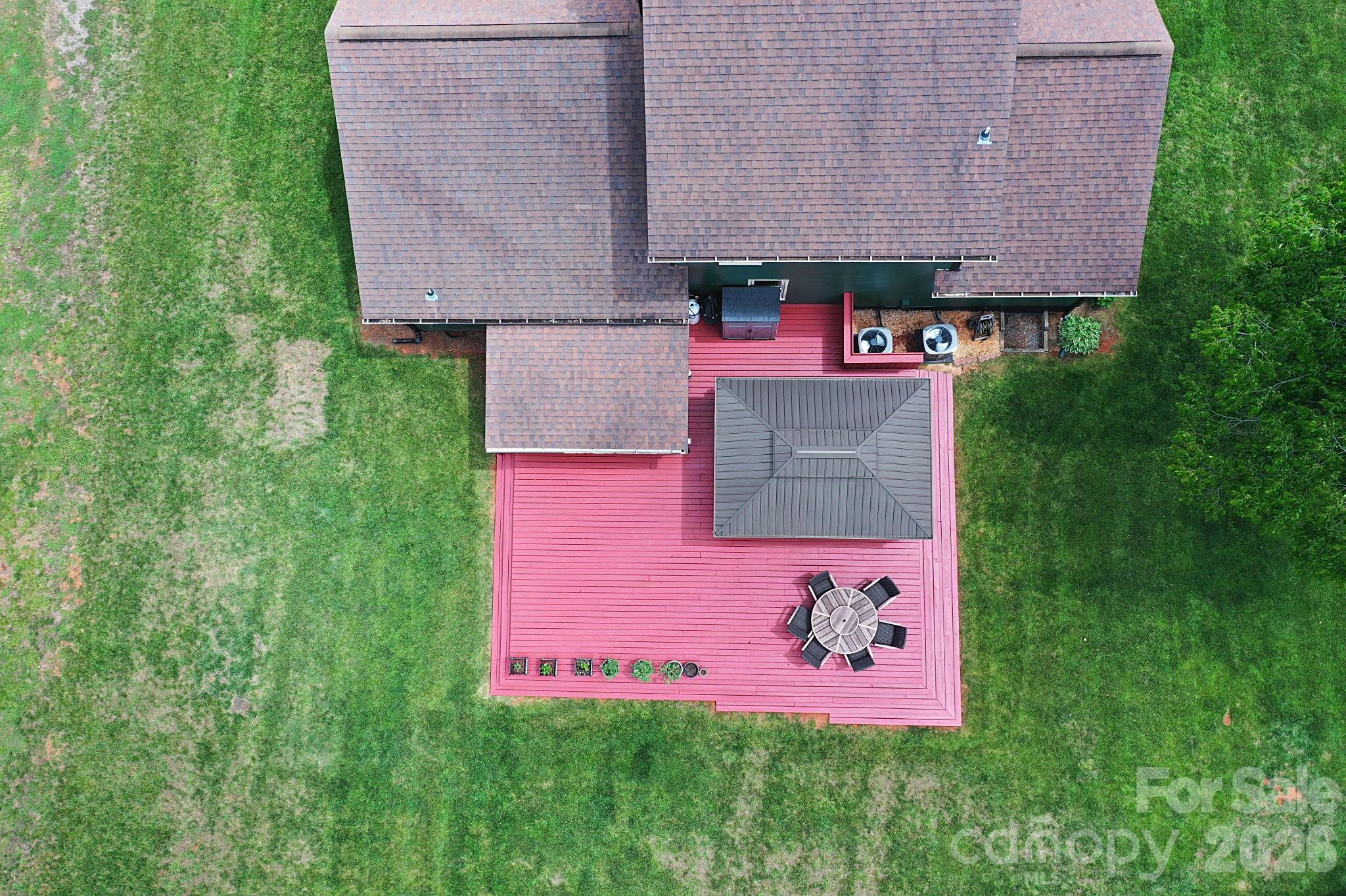Maple Crest - Residential