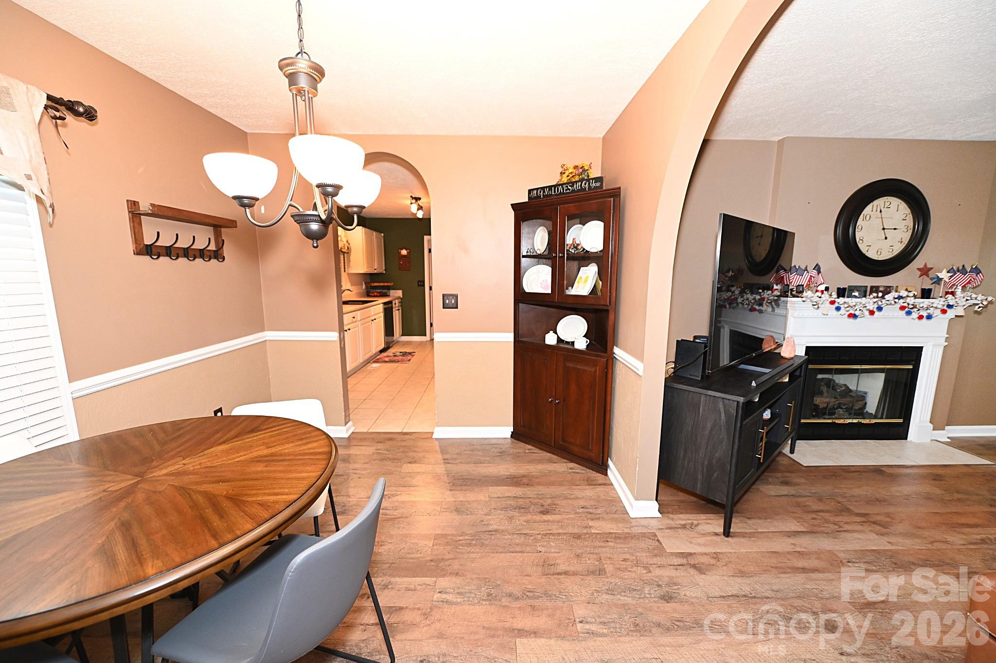 Maple Crest - Residential