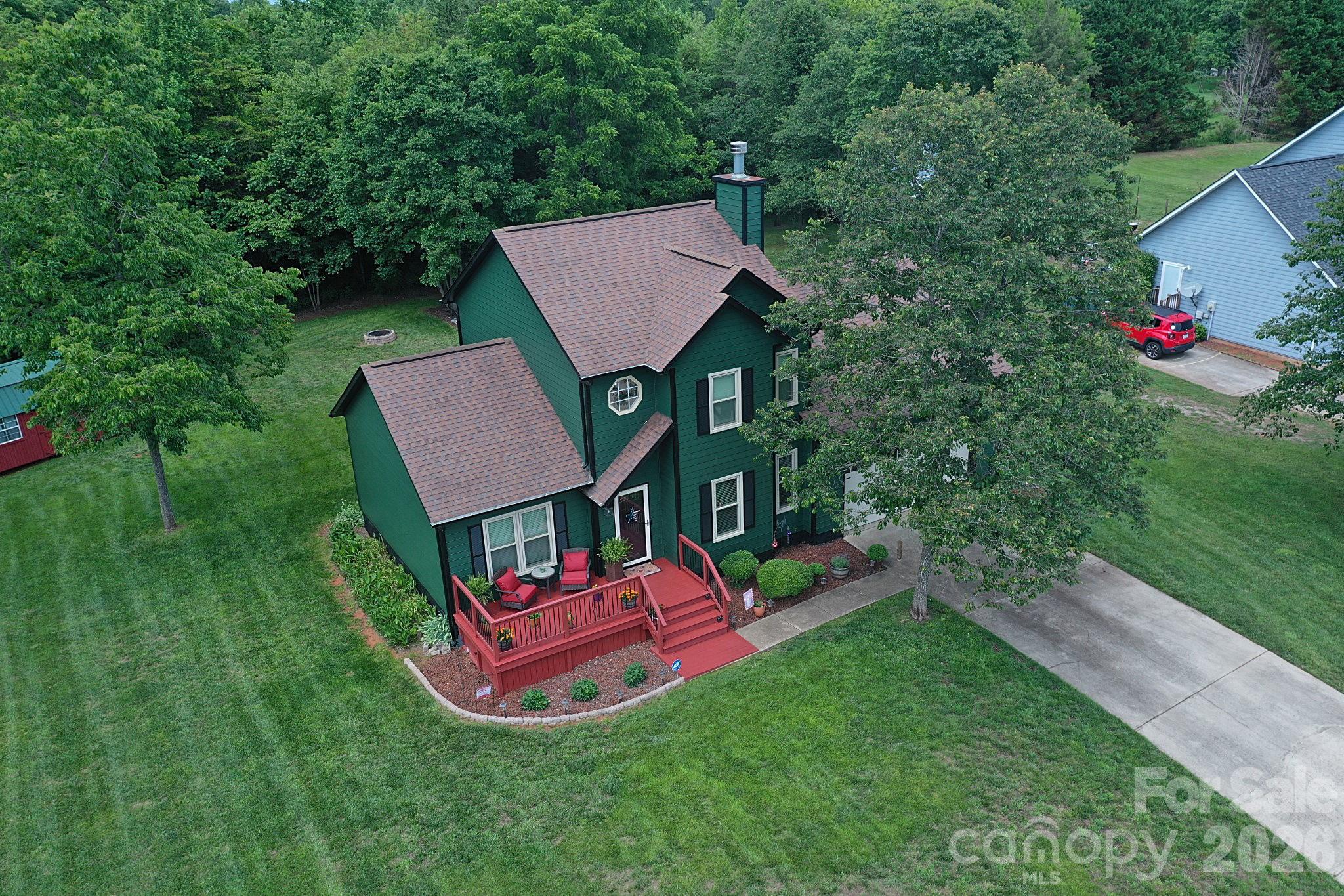 Maple Crest - Residential