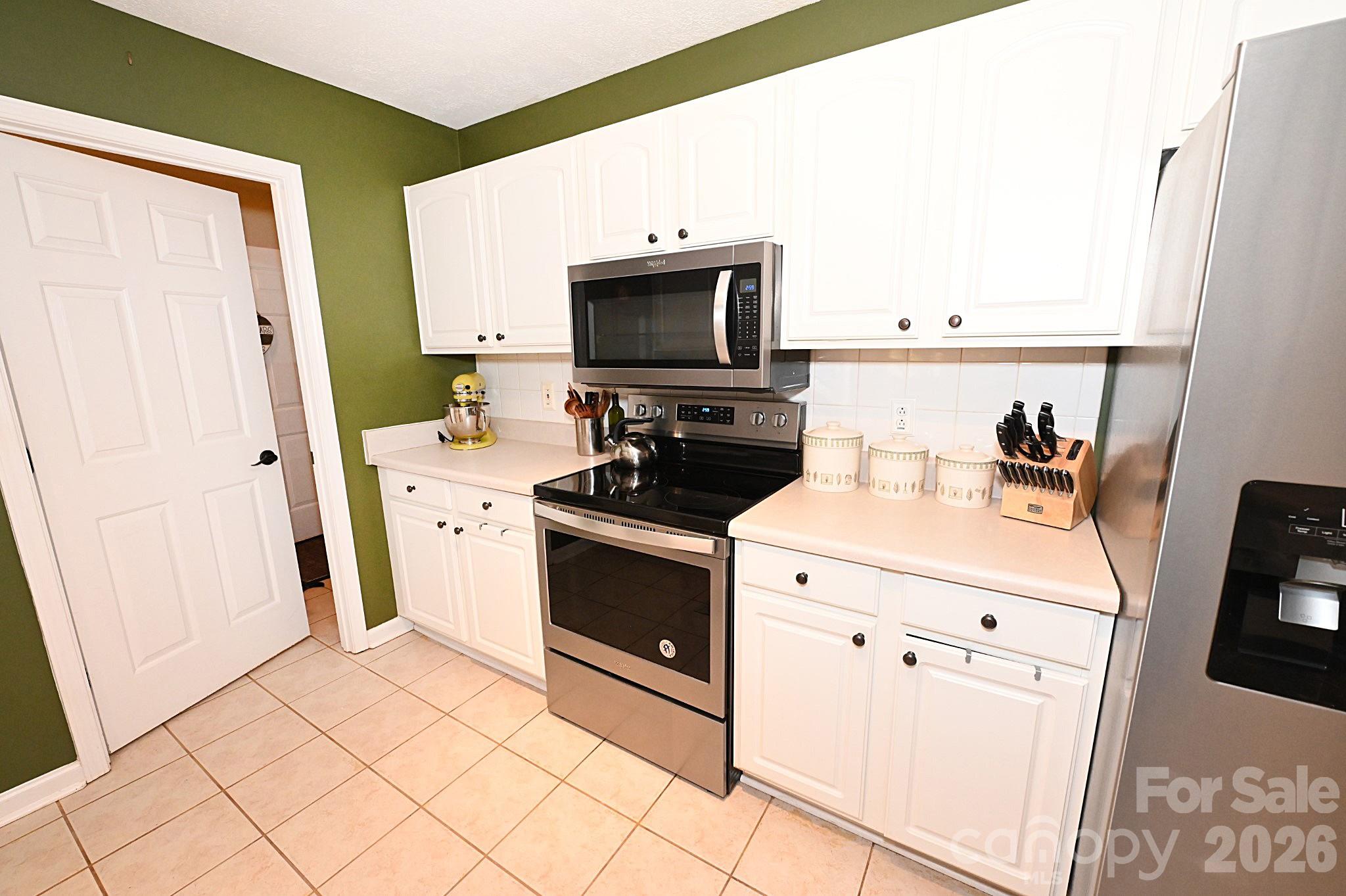 Maple Crest - Residential