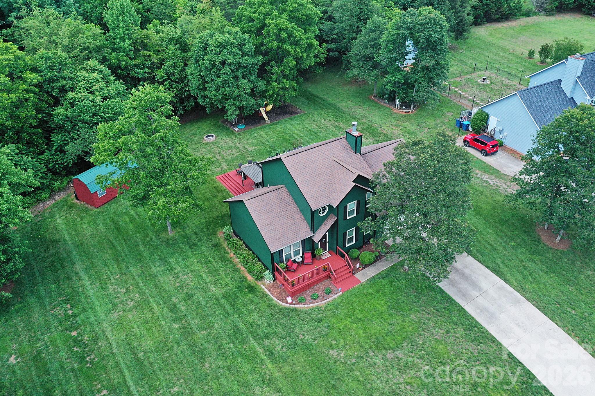 Maple Crest - Residential