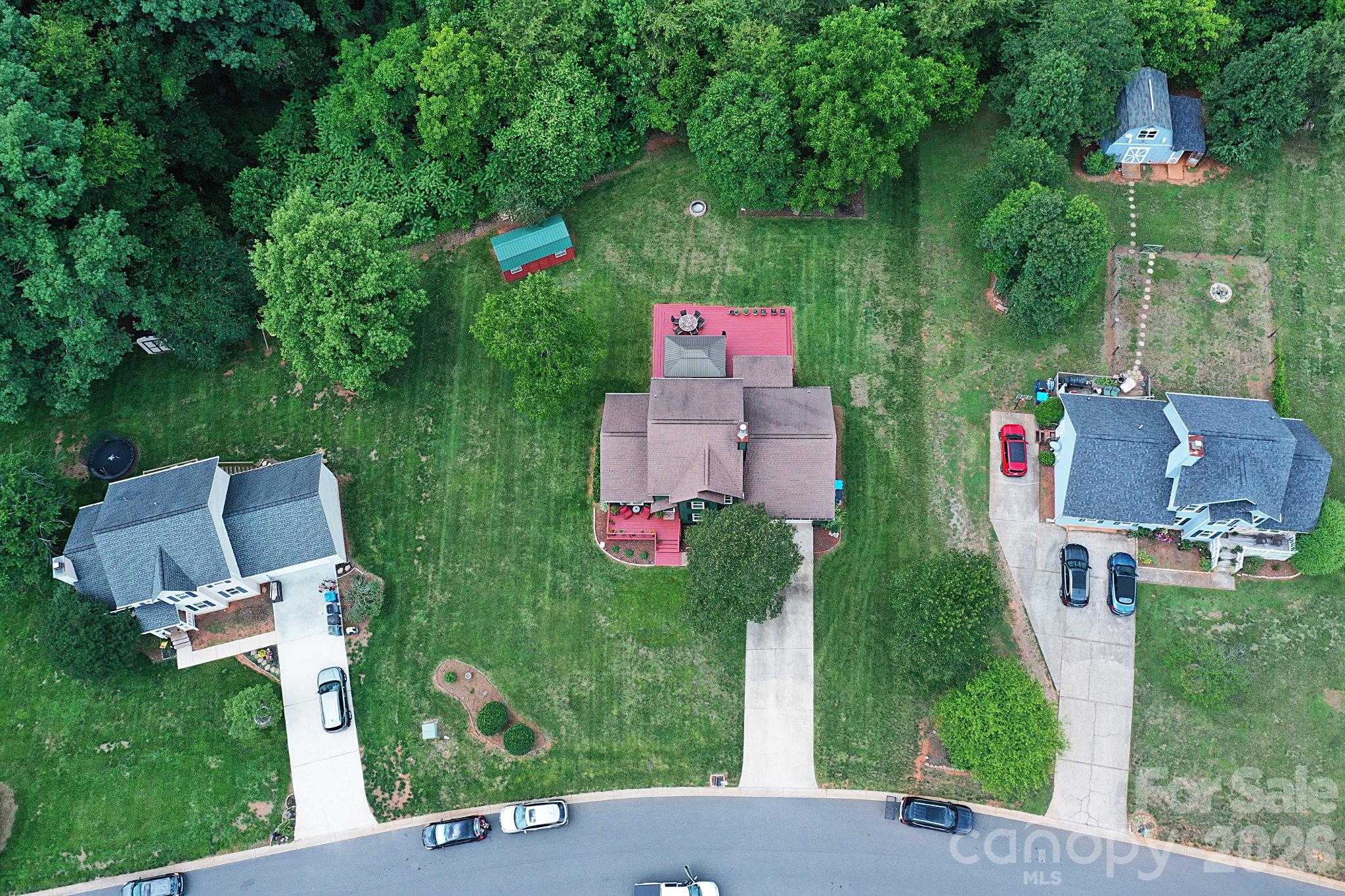 Maple Crest - Residential