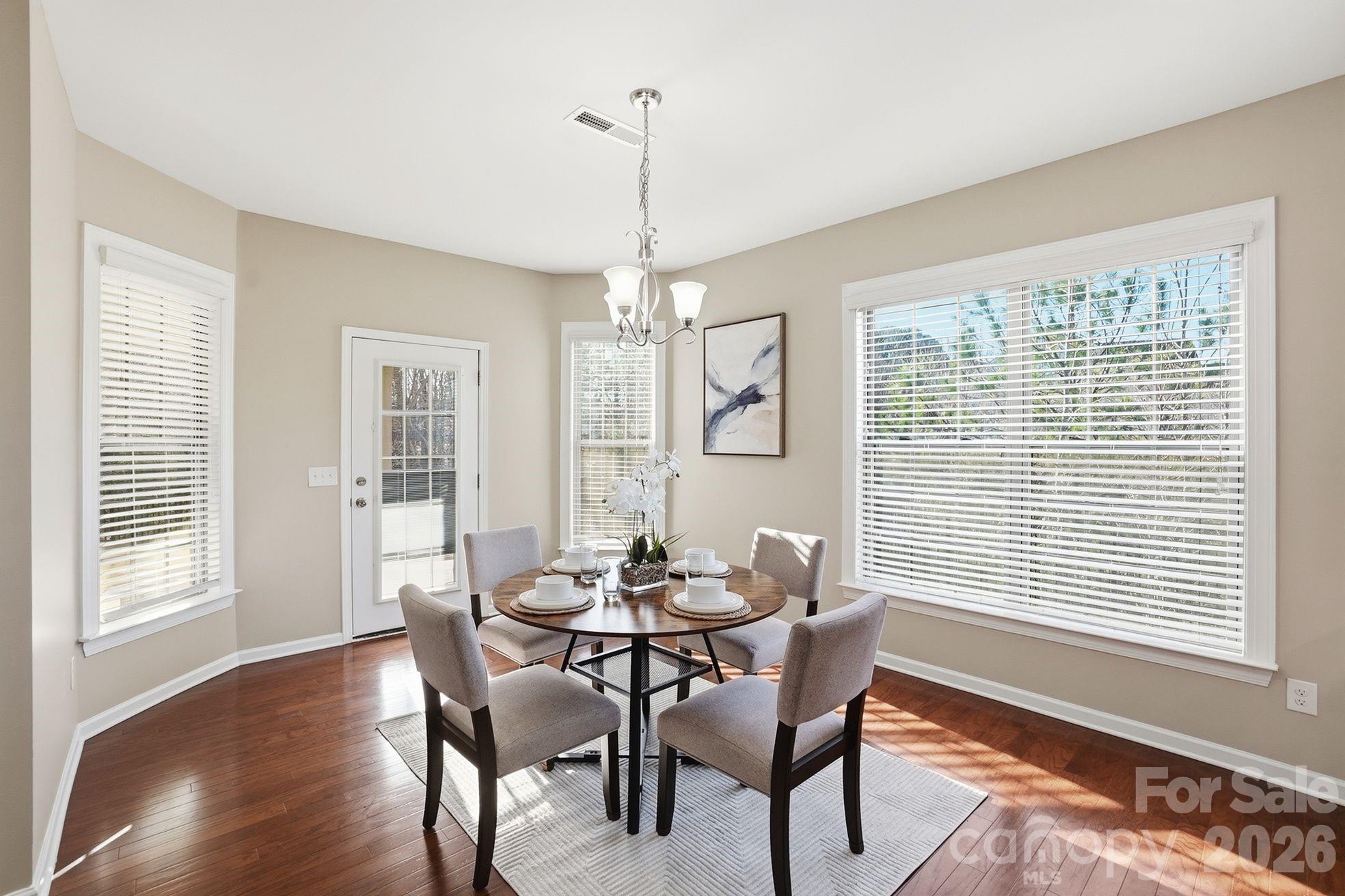 Hawks Creek - Residential