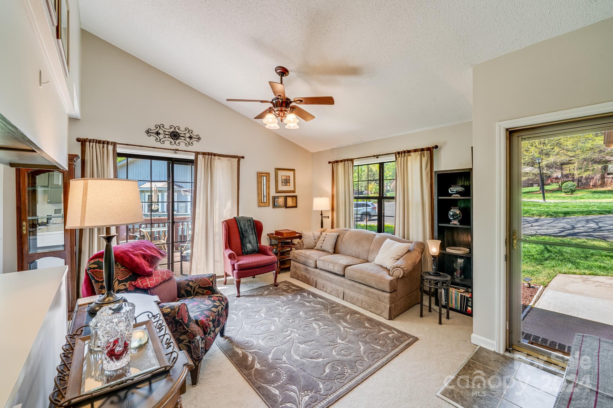 WoodRidge - Residential