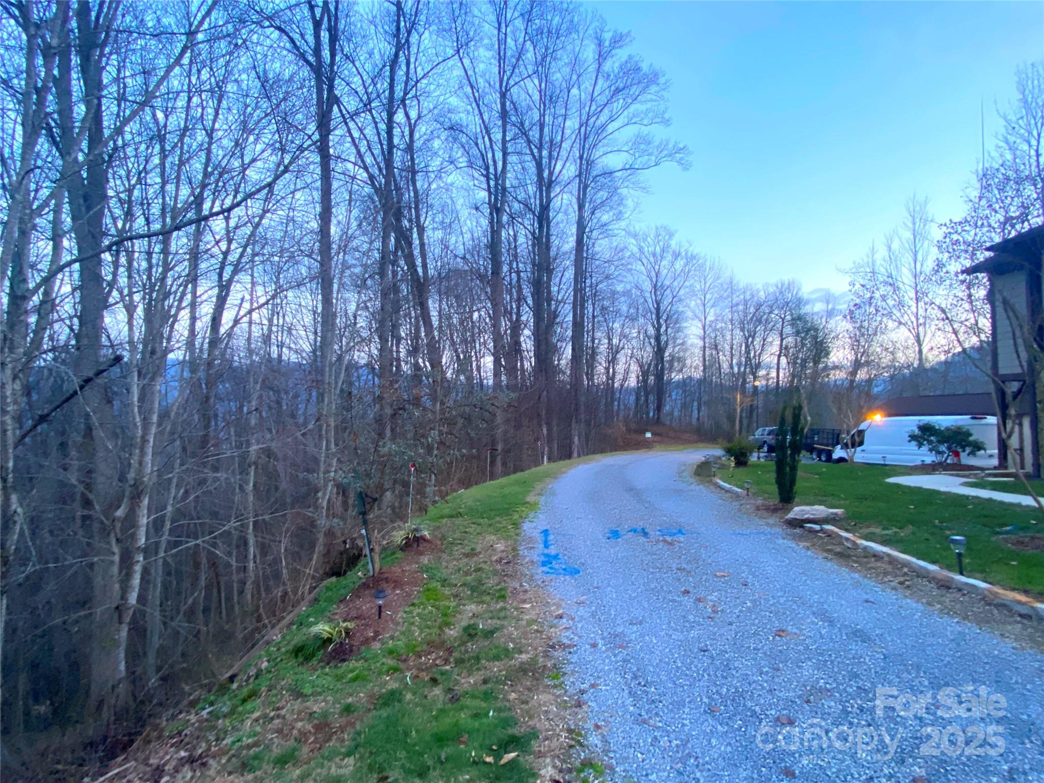 Cobblers Knob - Land