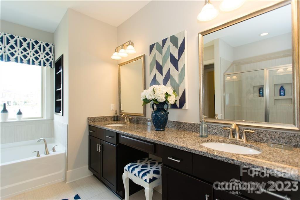 lake ridge - Residential Lease