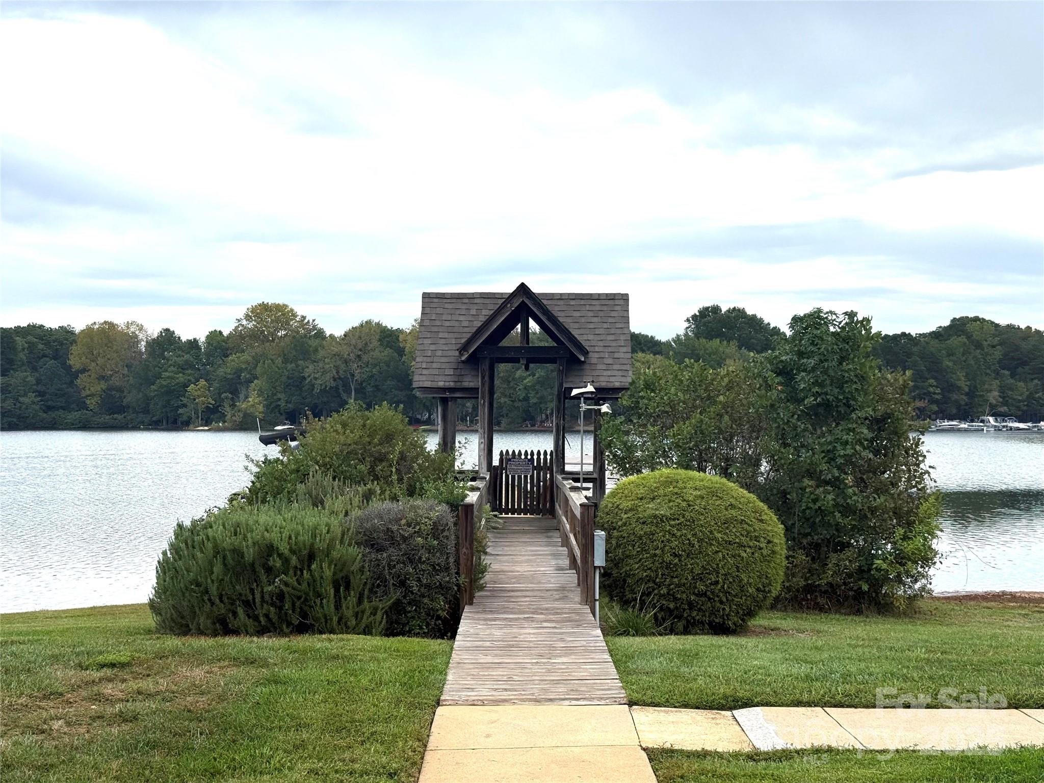 Spinnaker Point - Residential