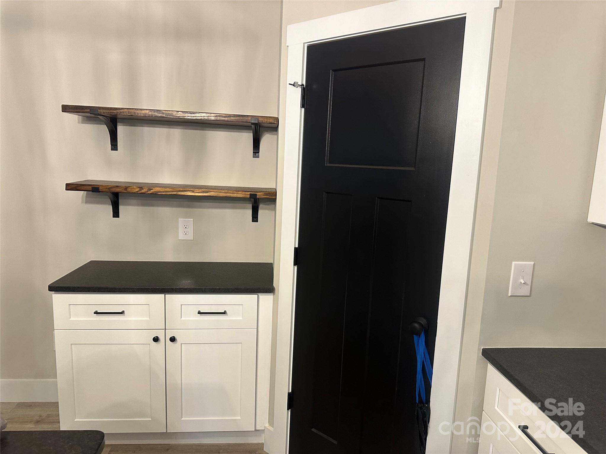 Sanders Landing - Residential