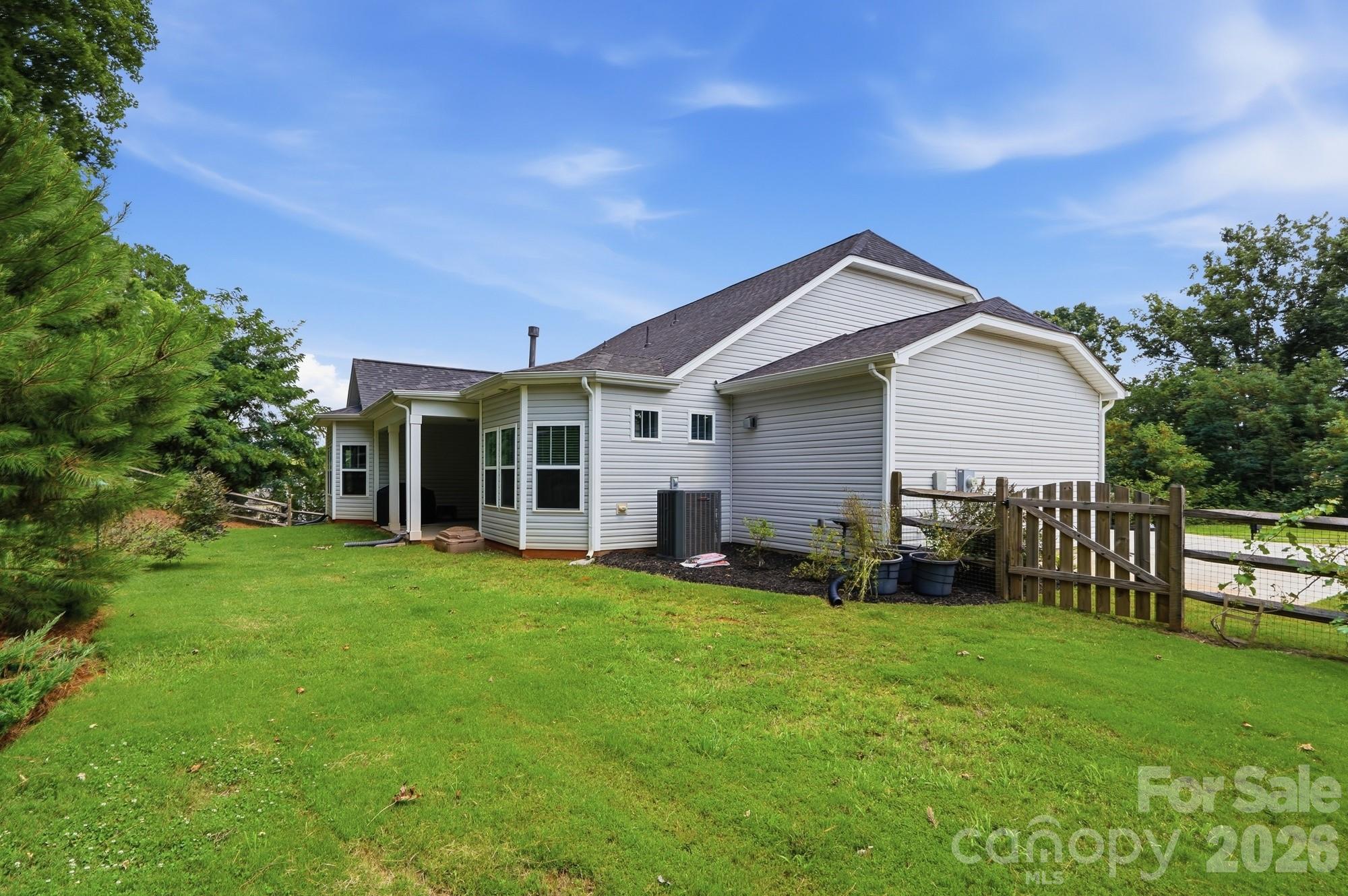 Stoneridge Lakes - Residential
