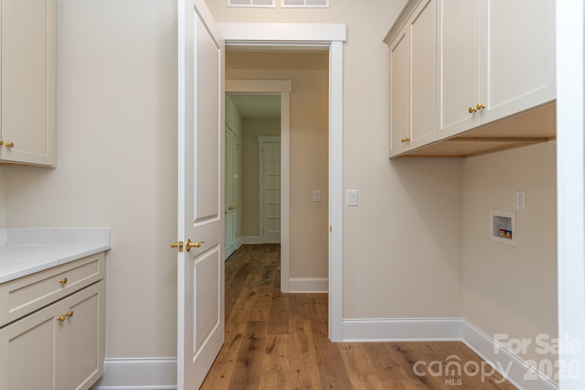 Baileys Glen - Residential
