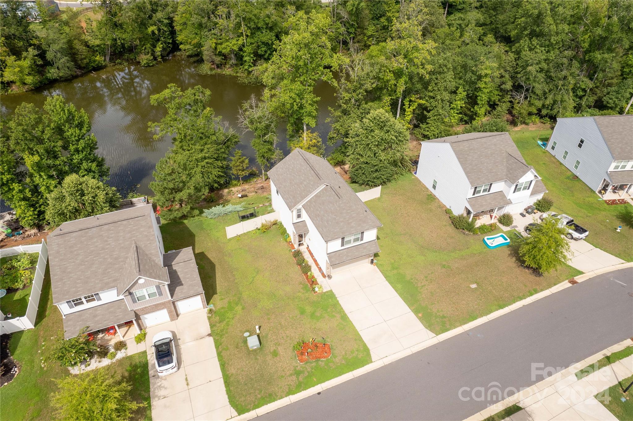 Austen Lakes - Residential
