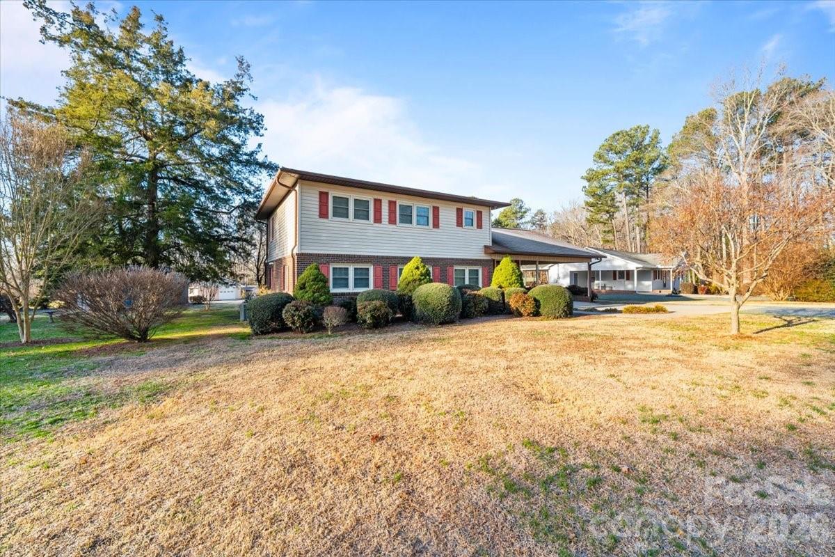 Holly Hills - Residential