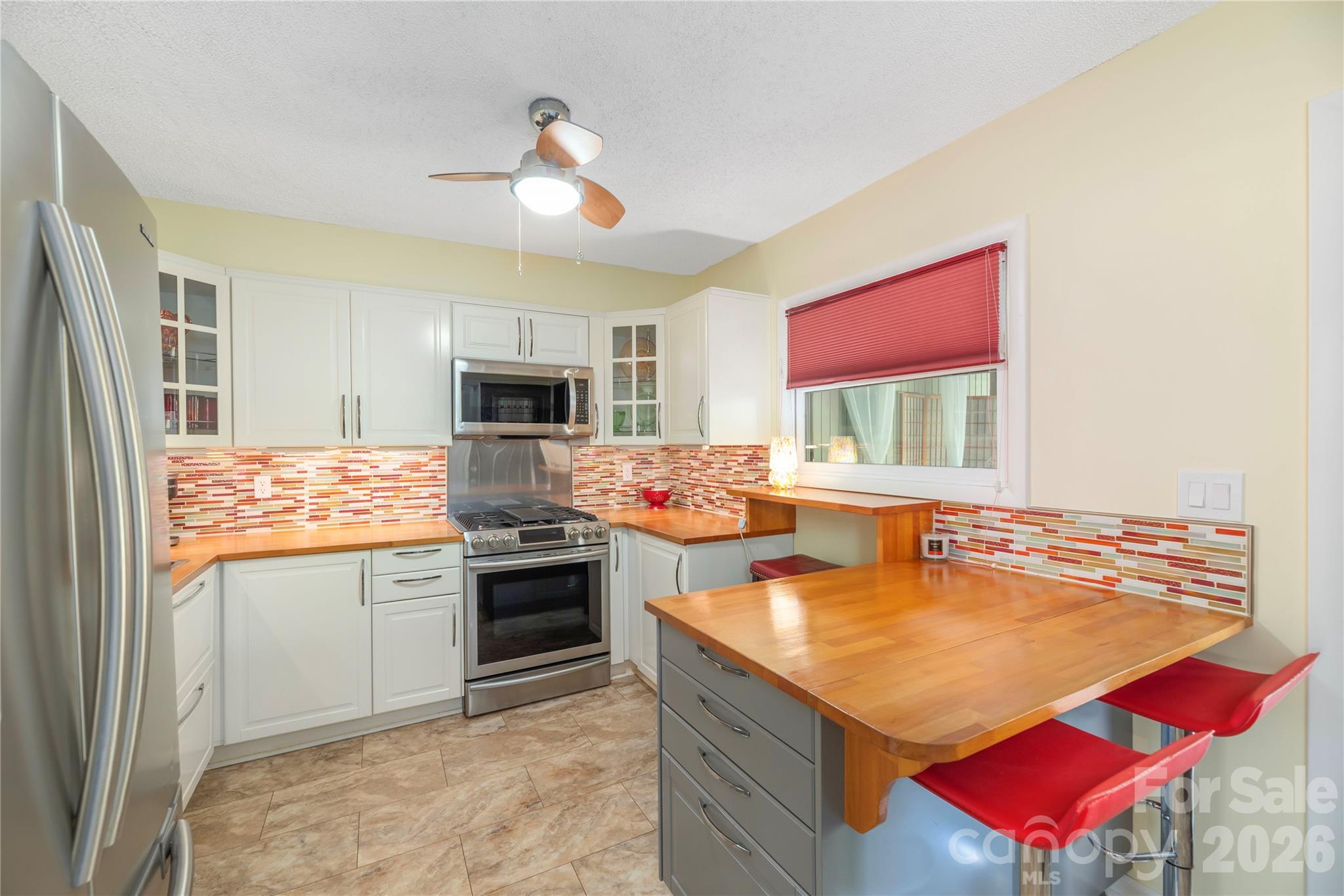 Laurelwood - Residential