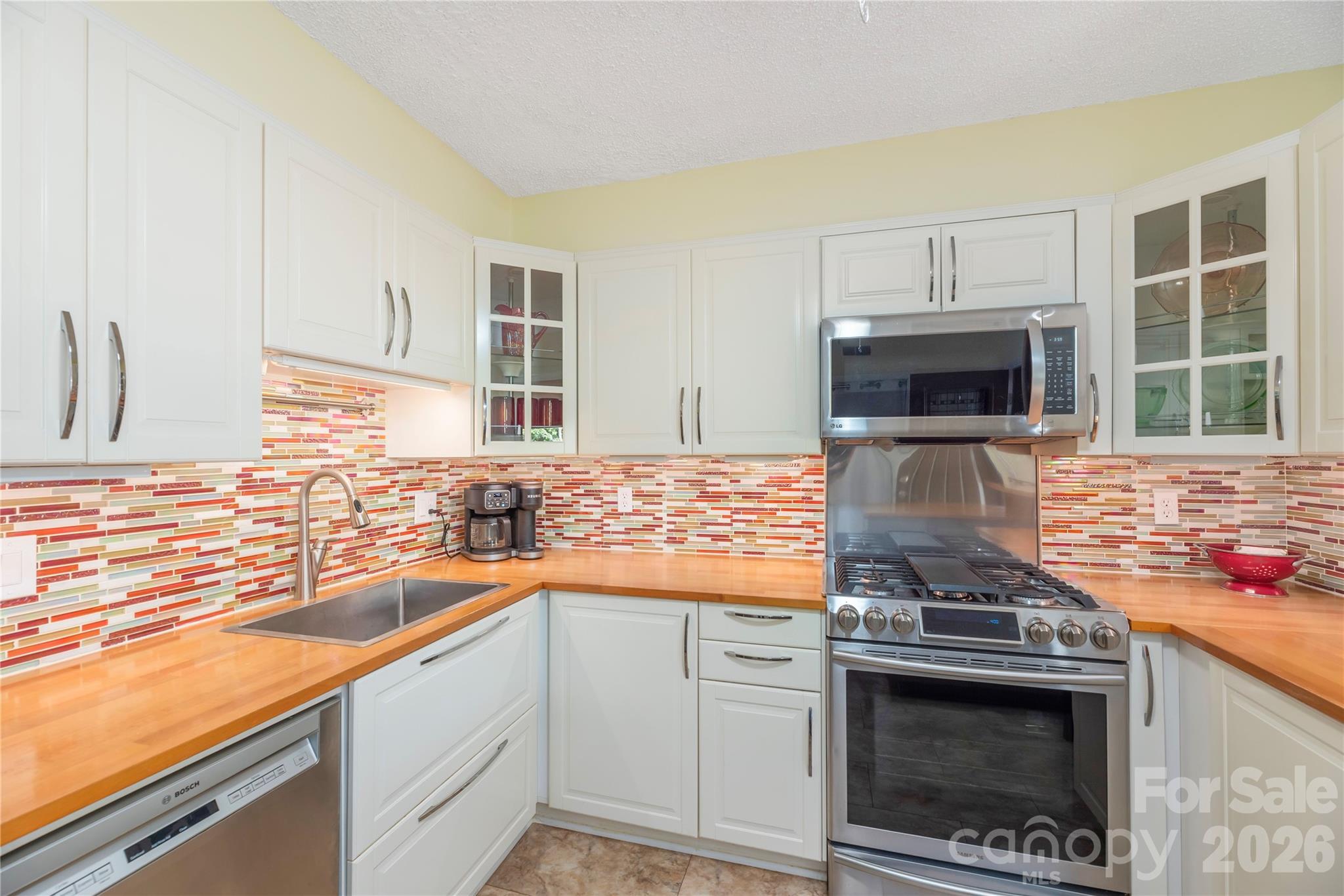 Laurelwood - Residential
