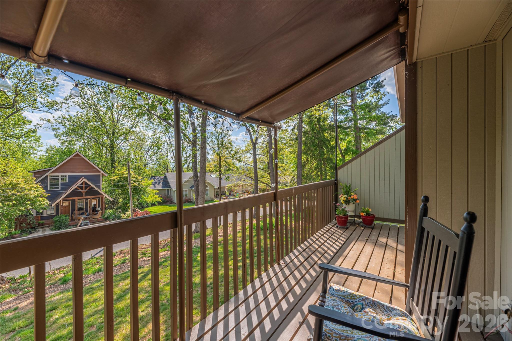 Laurelwood - Residential