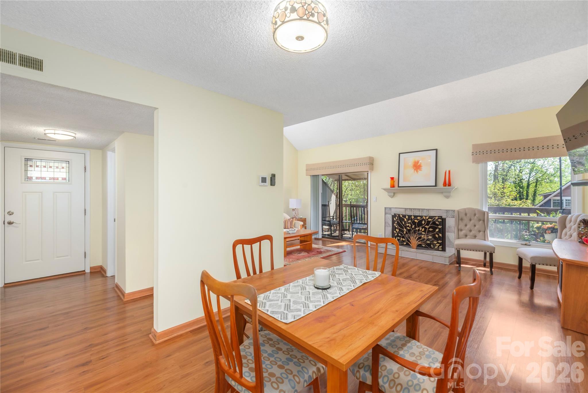 Laurelwood - Residential