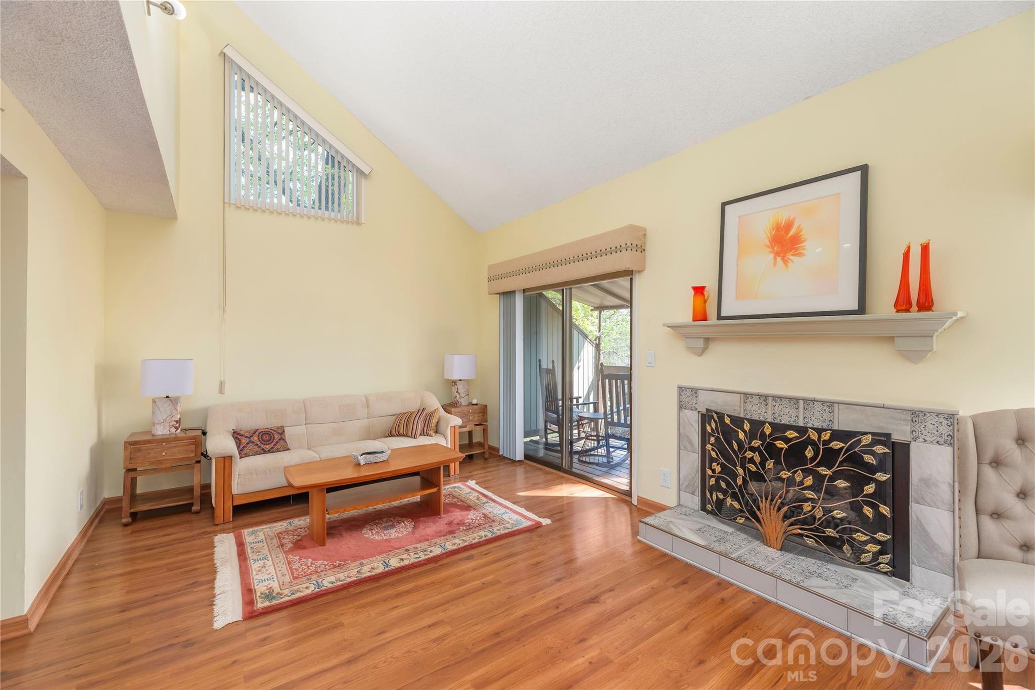 Laurelwood - Residential