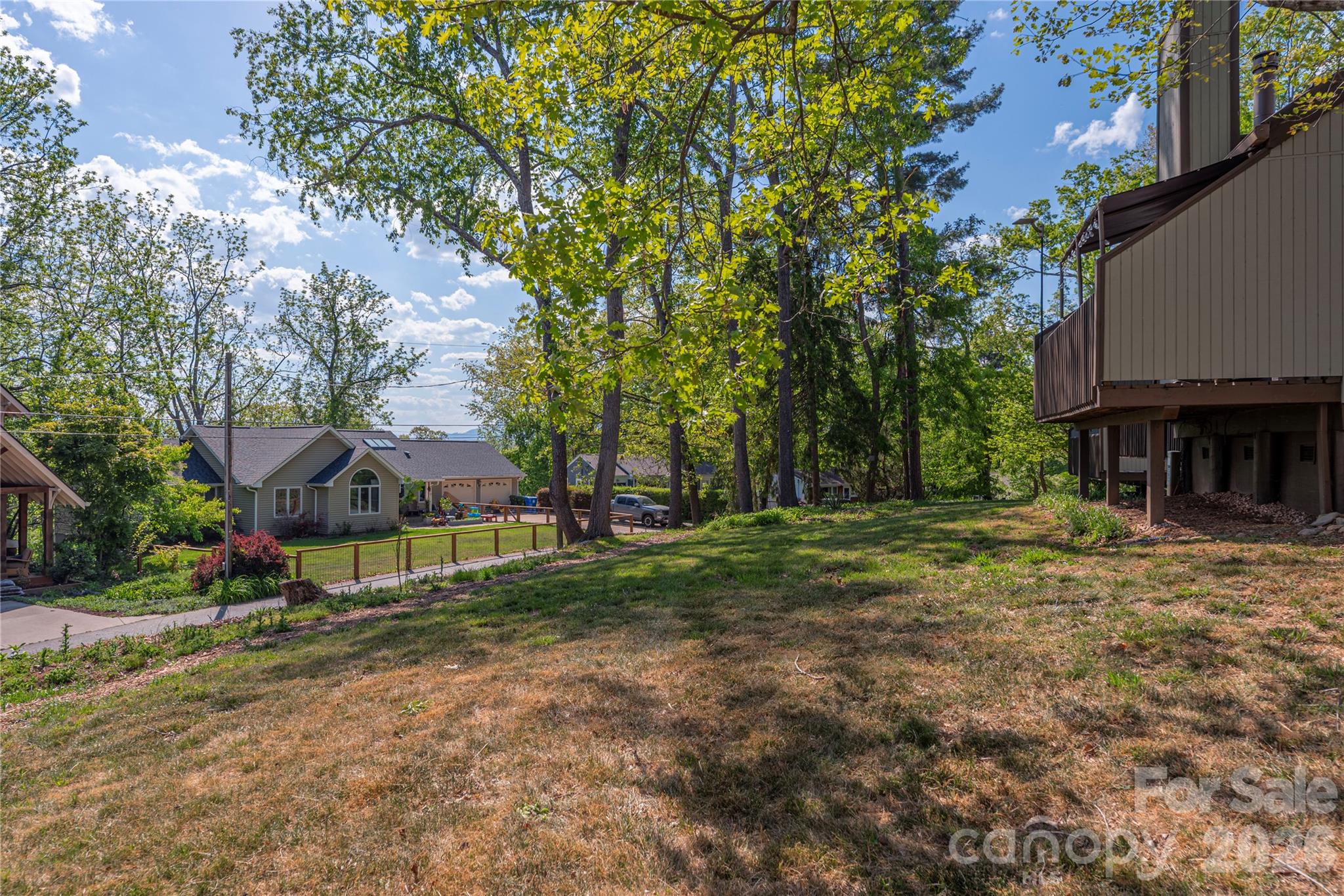 Laurelwood - Residential