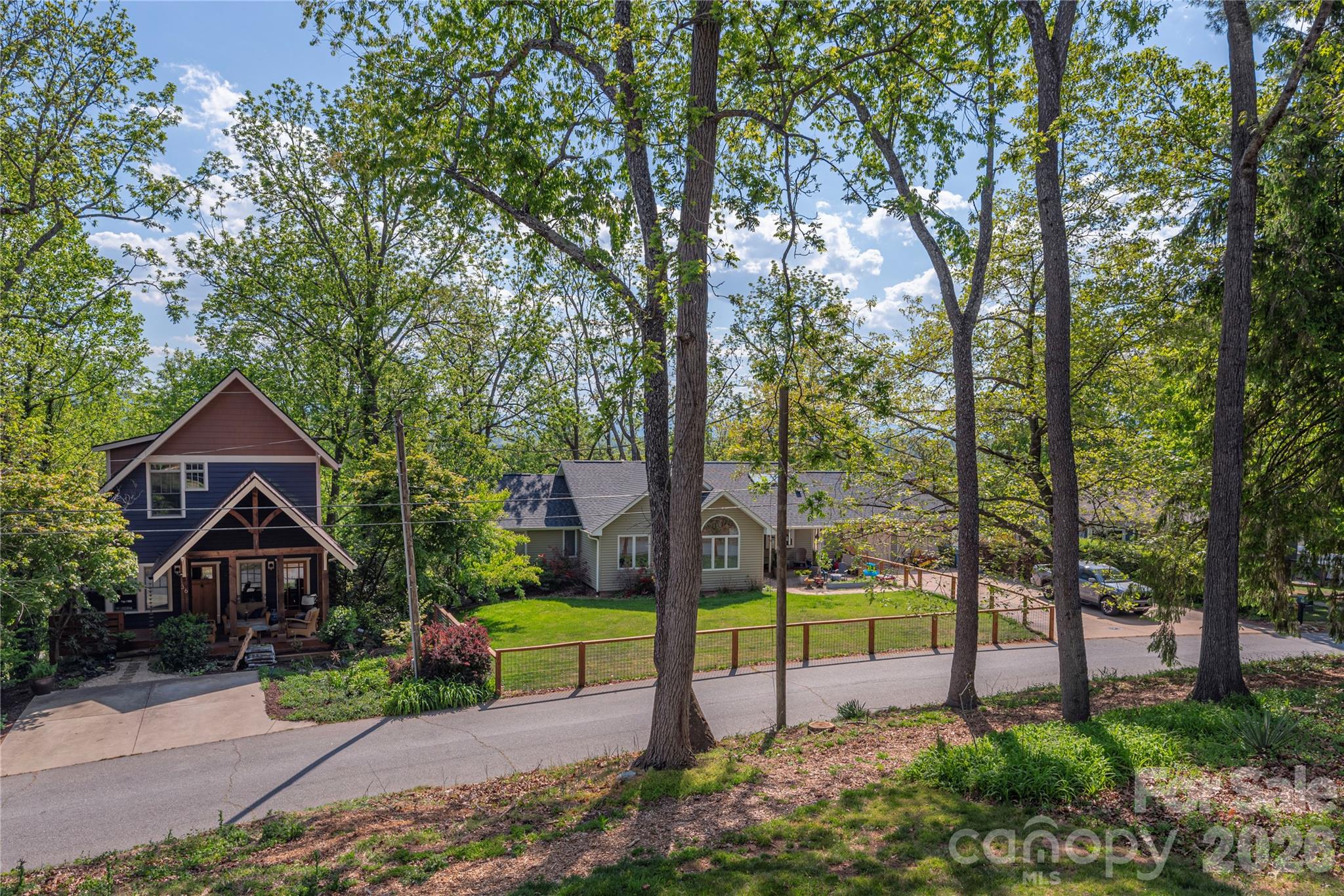 Laurelwood - Residential