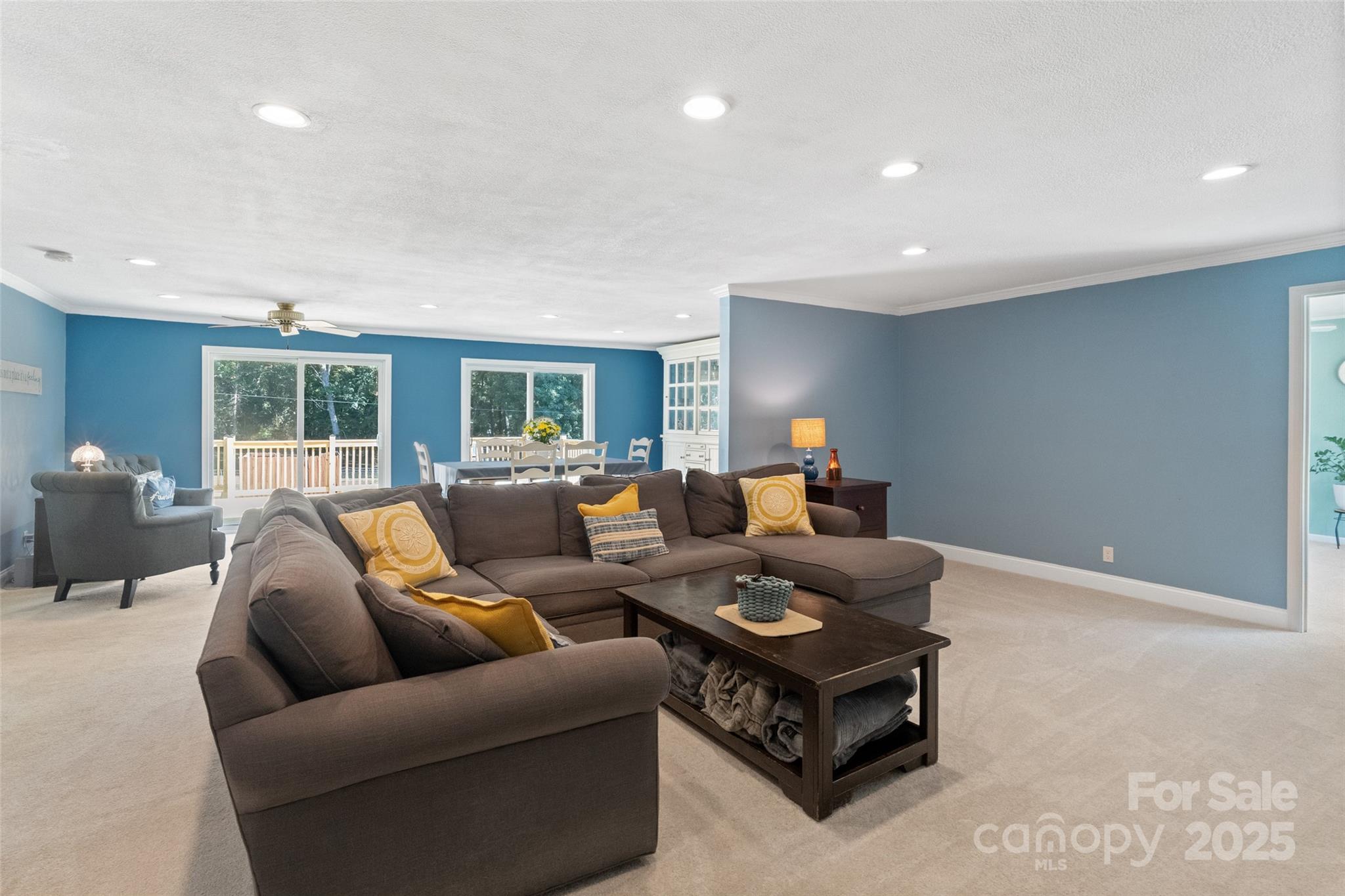 Meadow Lakes - Residential