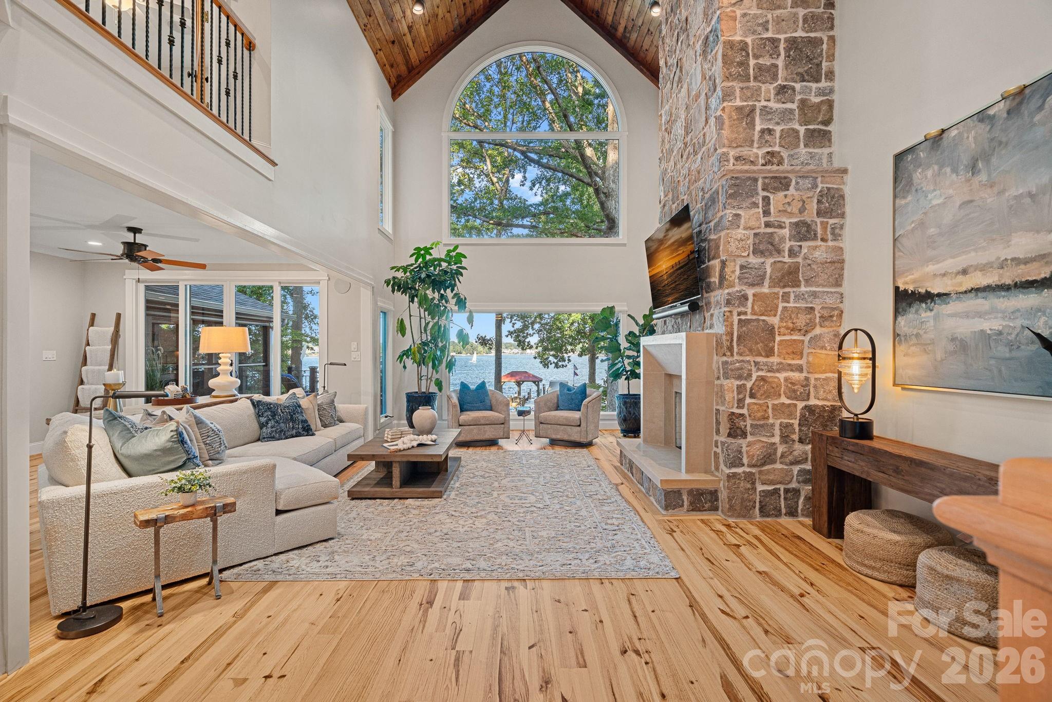 Lookout Point - Residential