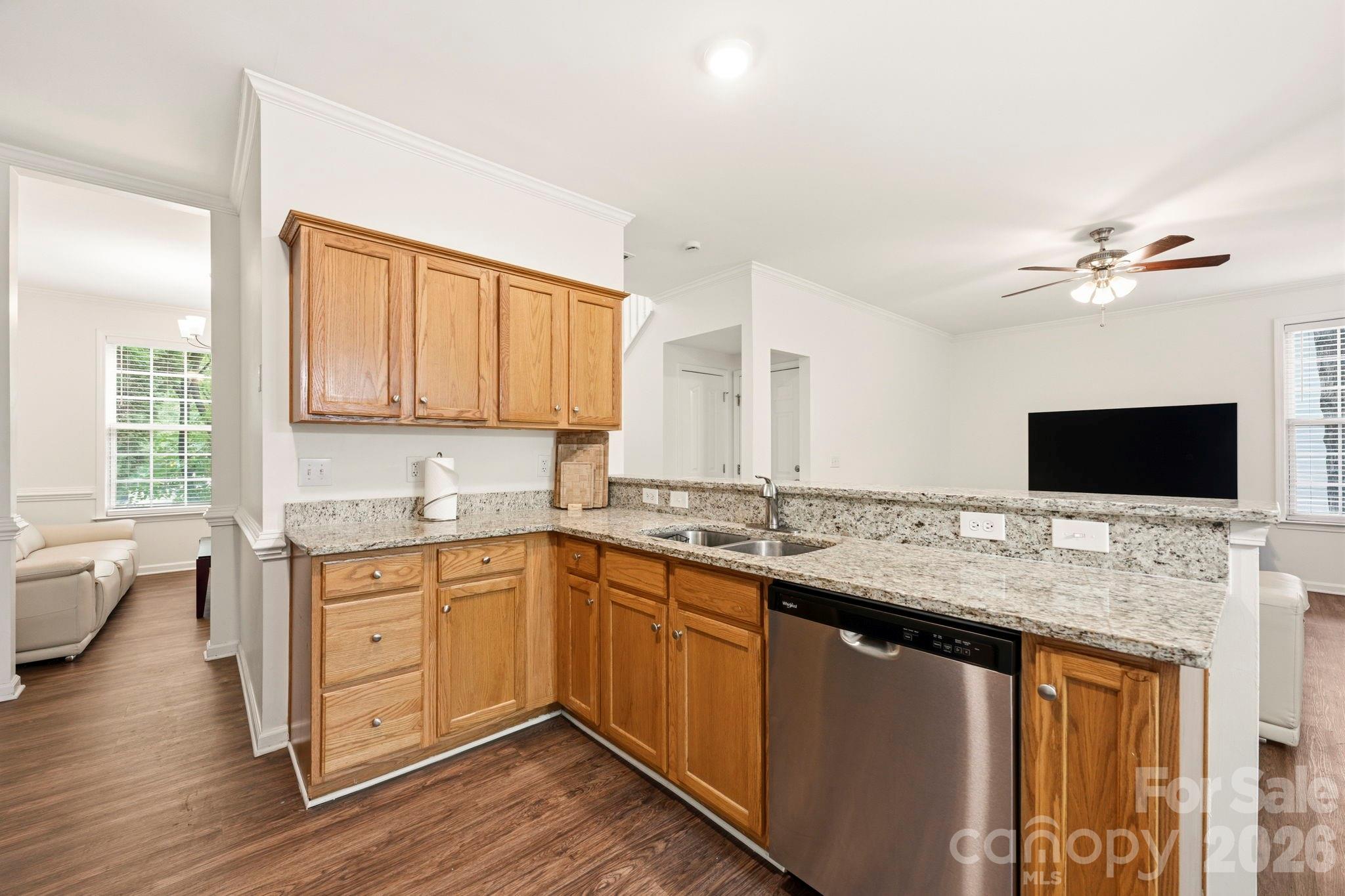 Davis Lake - Residential