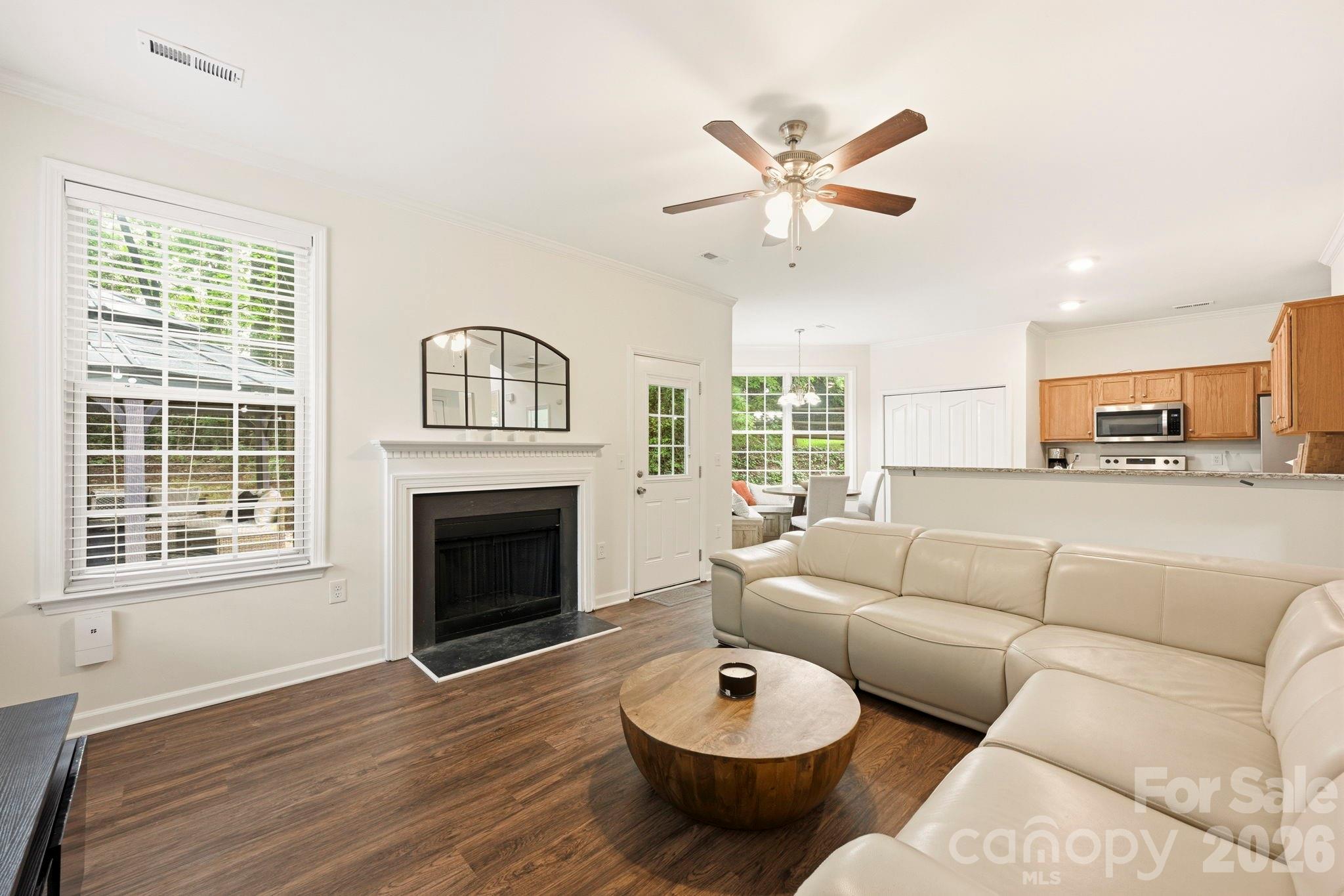 Davis Lake - Residential