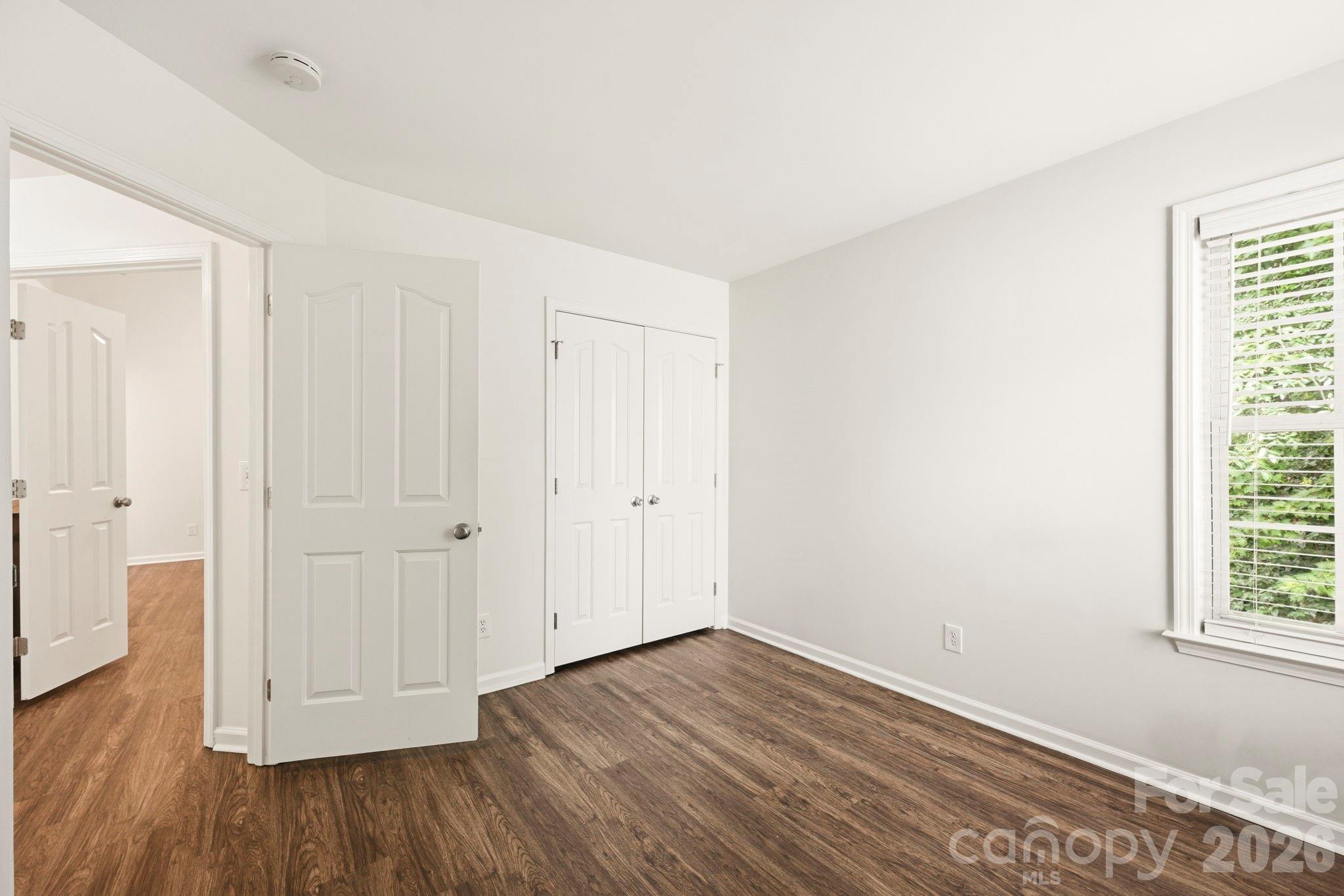 Davis Lake - Residential
