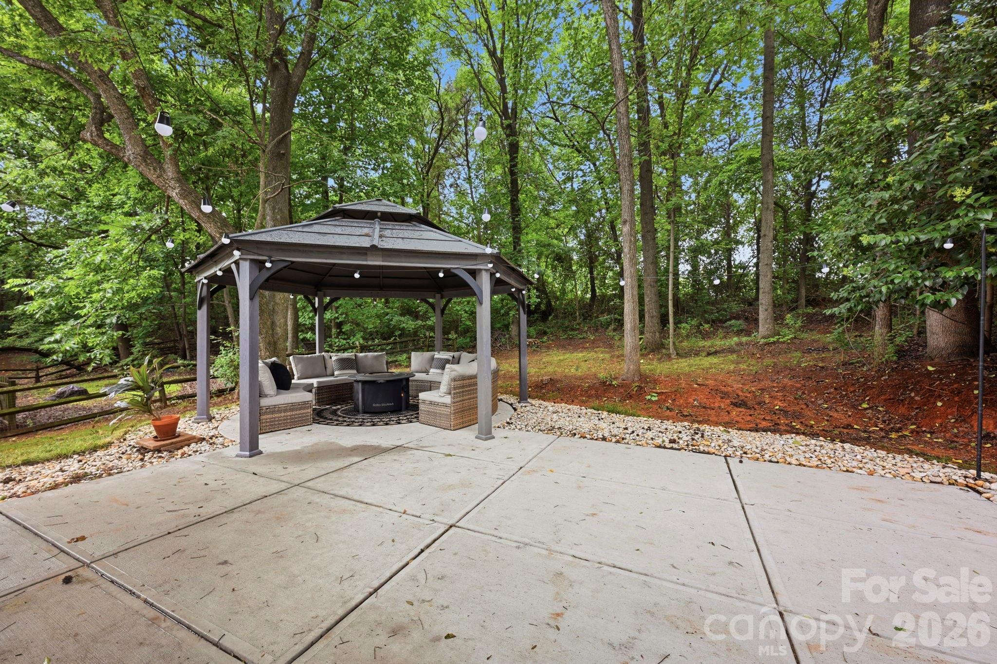 Davis Lake - Residential