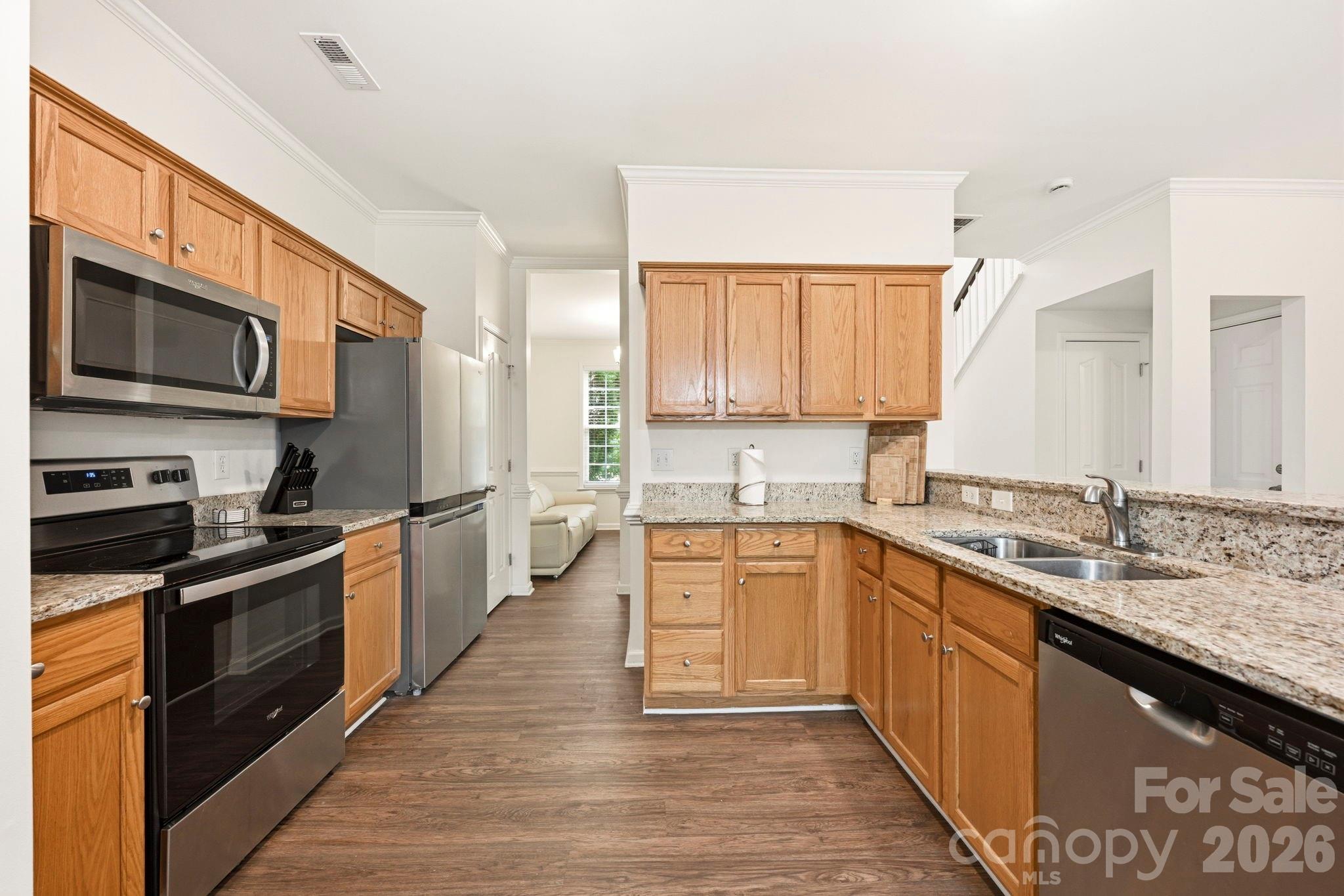 Davis Lake - Residential