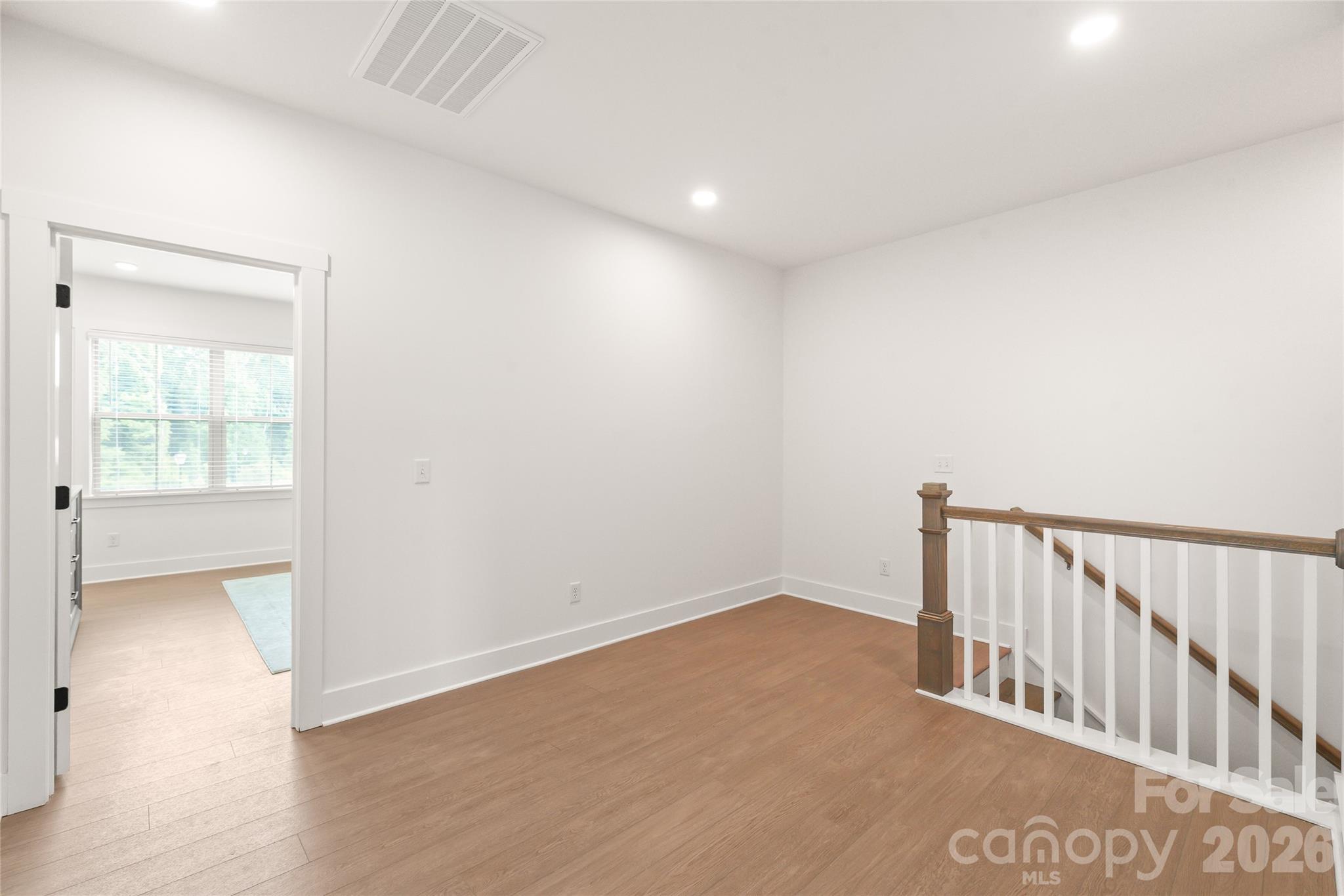 ENDERLY PARK - Residential