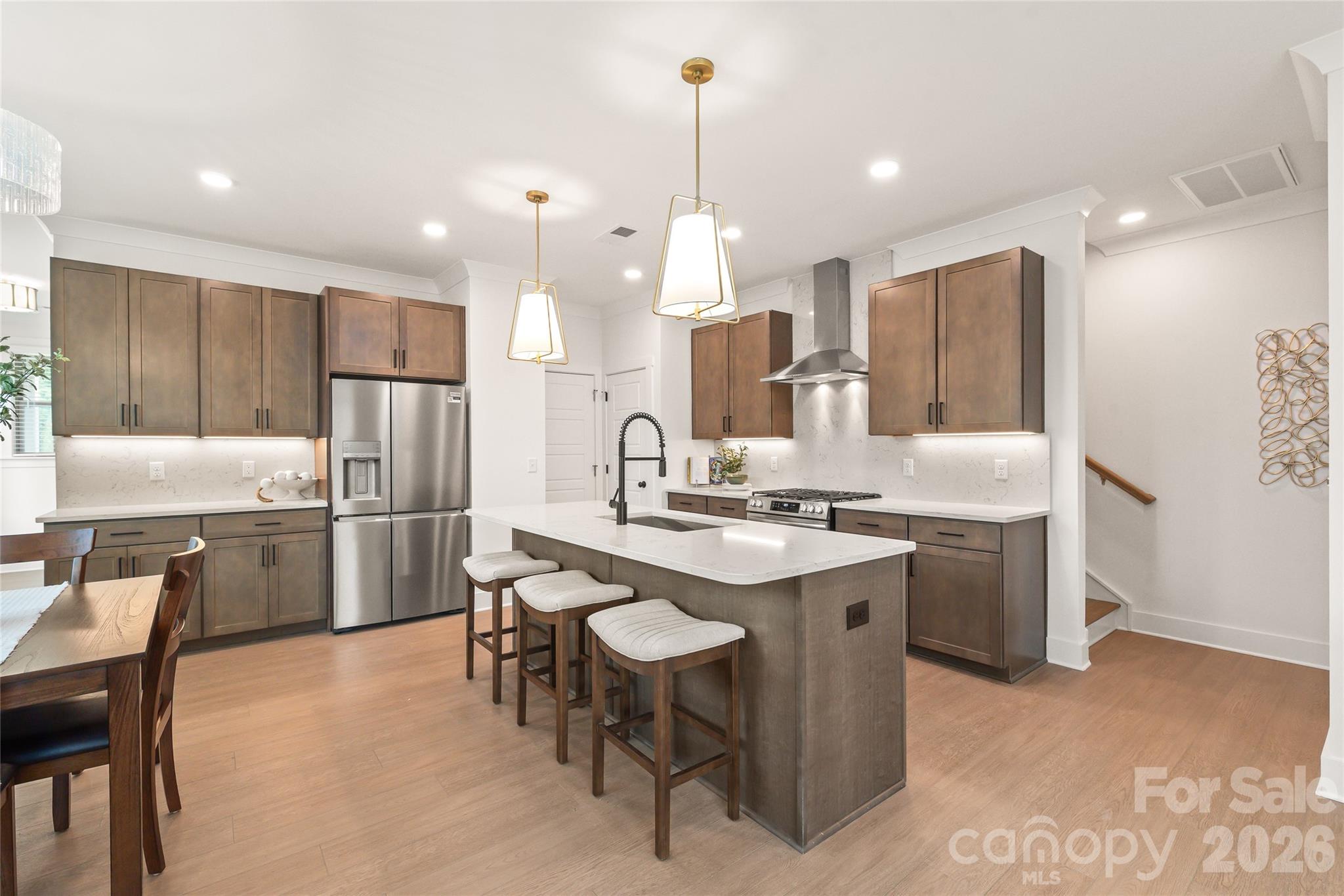 ENDERLY PARK - Residential