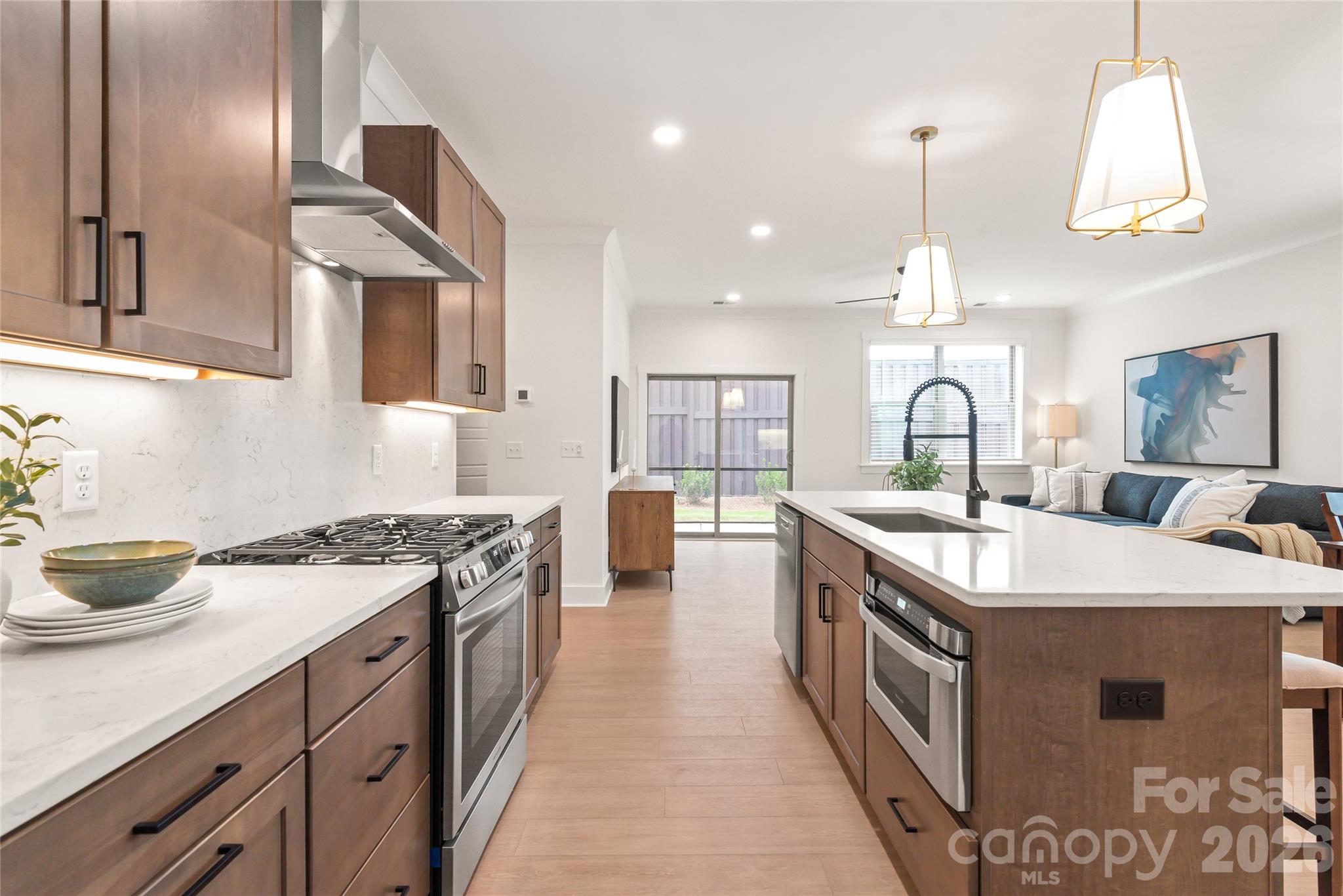 ENDERLY PARK - Residential