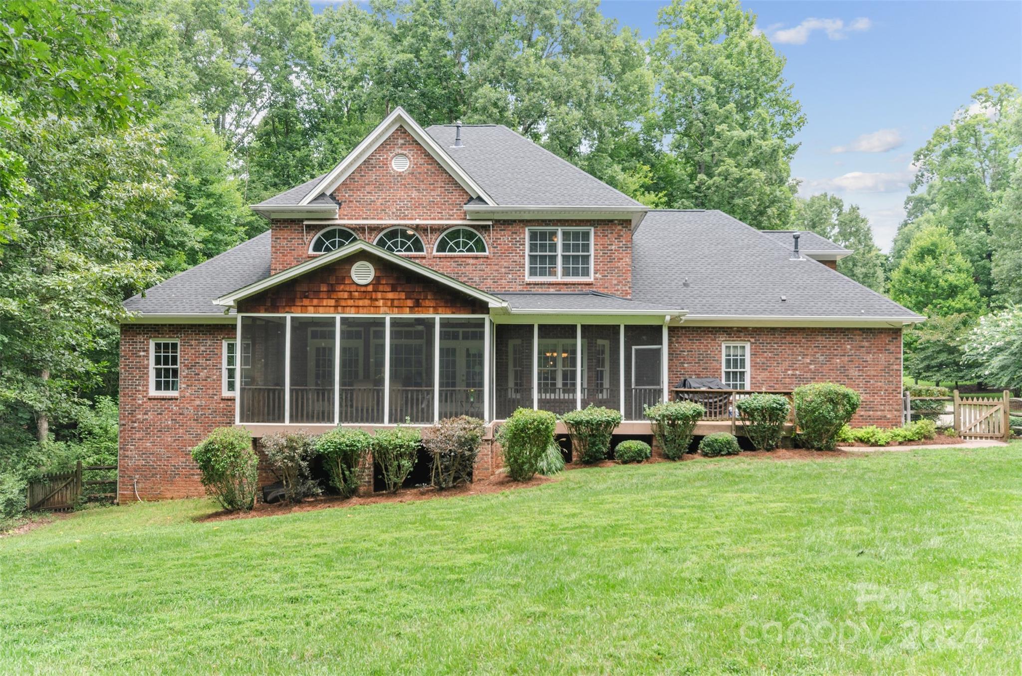 Sunset Ridge - Residential