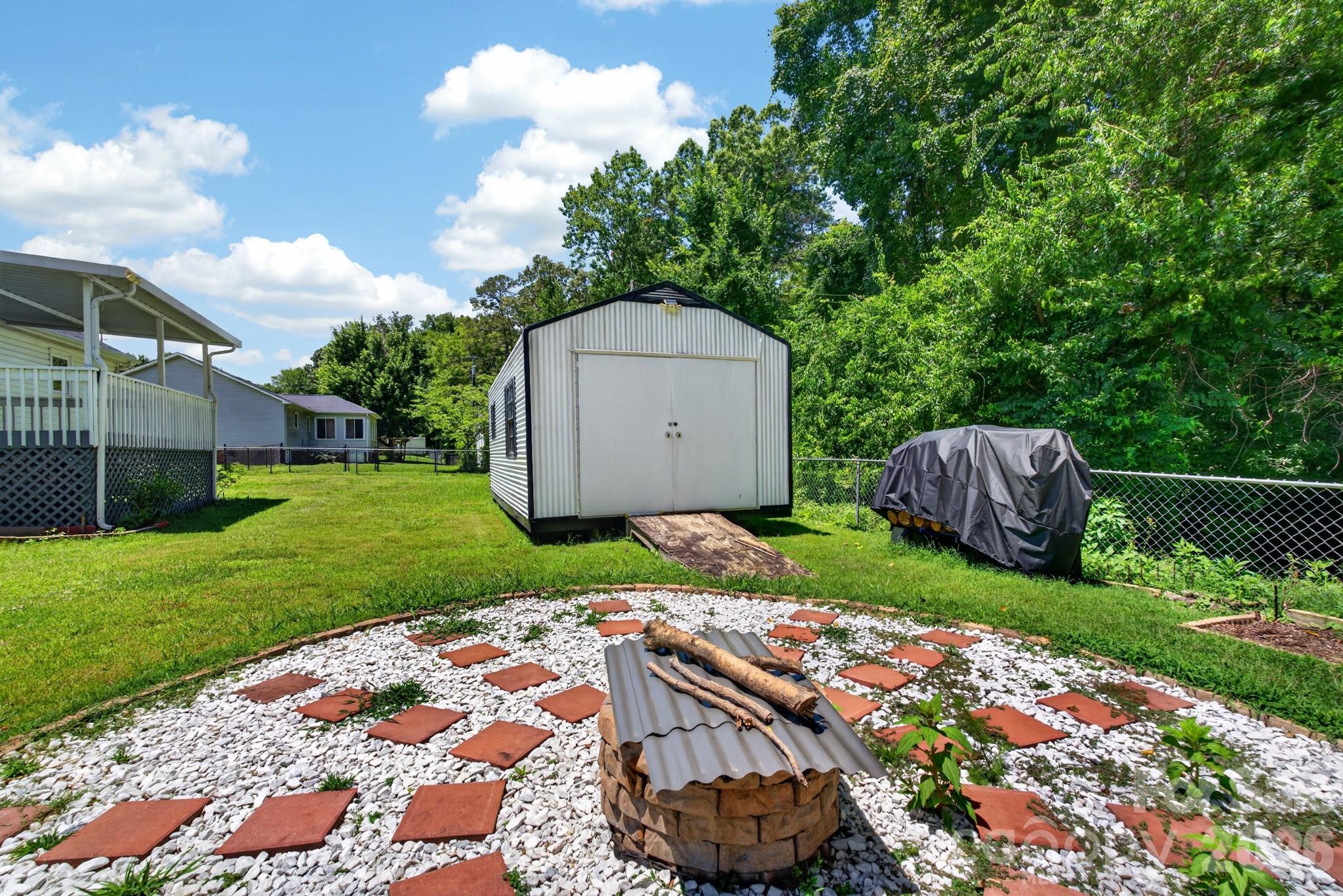Hunters Glen - Residential