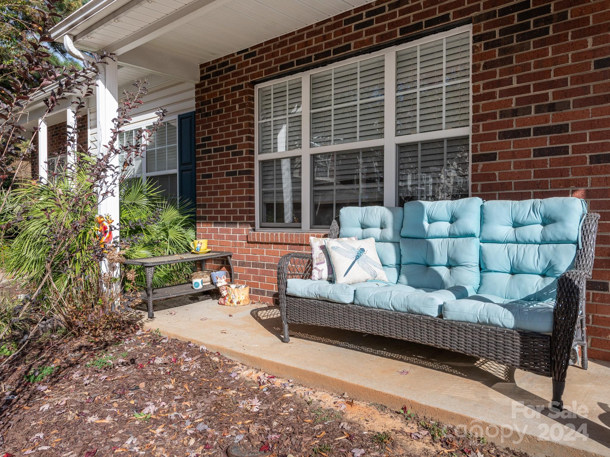 The Townes at River Crossing - Residential