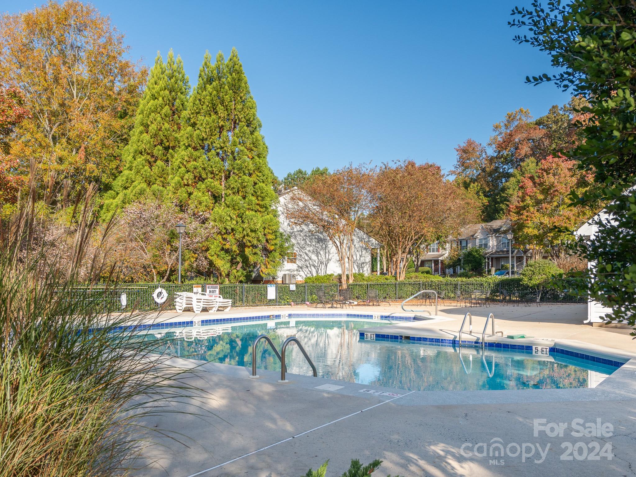 The Townes at River Crossing - Residential