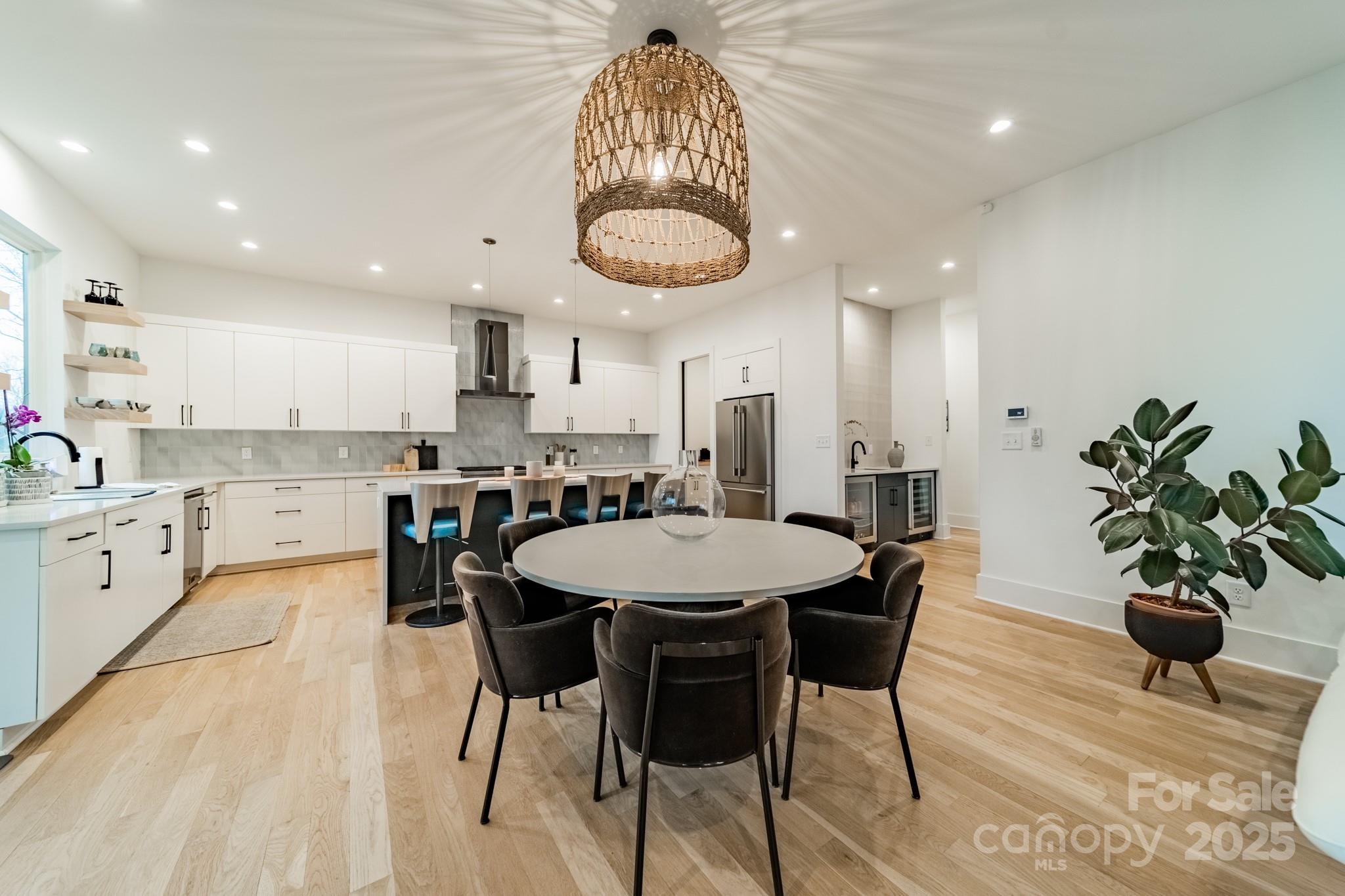 Villa Heights - Residential