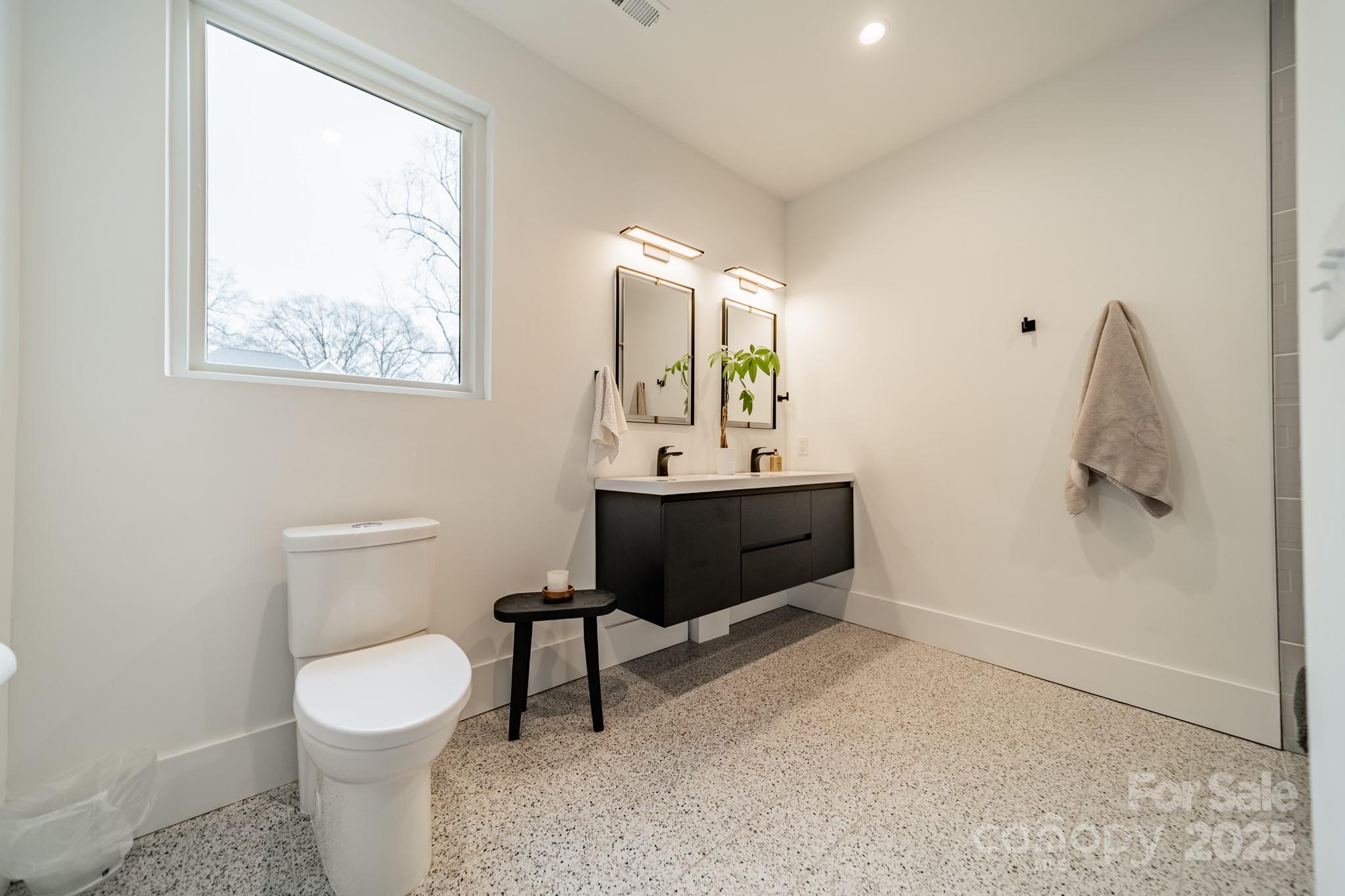 Villa Heights - Residential
