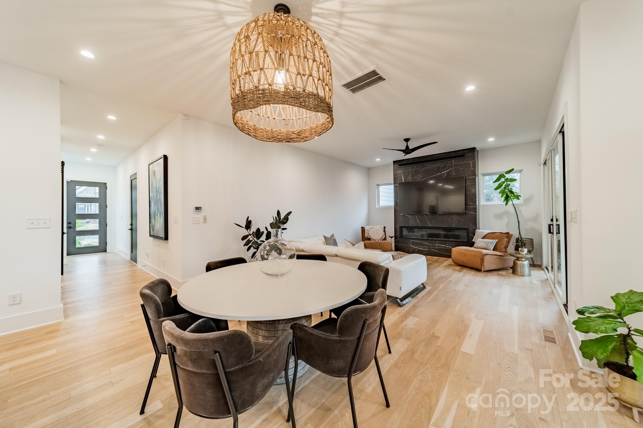 Villa Heights - Residential