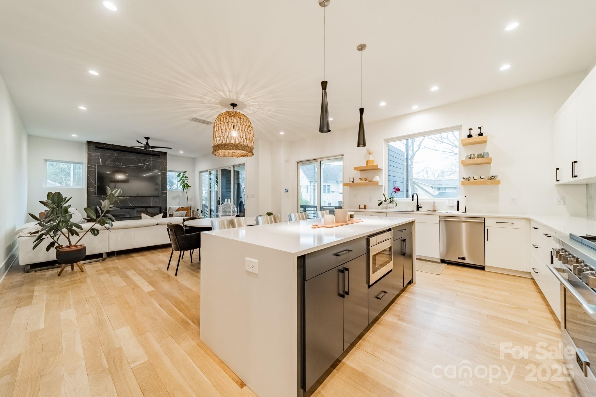 Villa Heights - Residential
